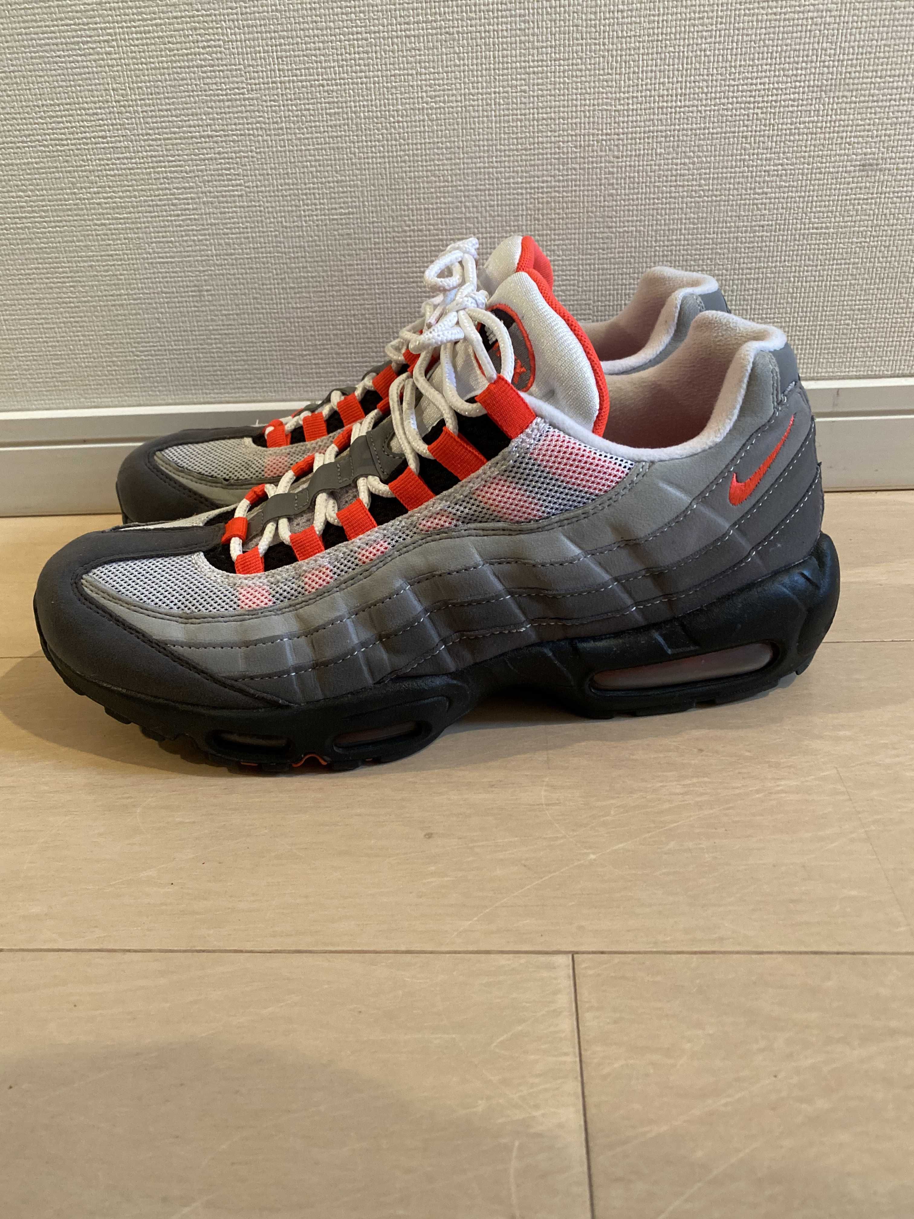 Nike Air Max 95 OG "White/Solar Red"