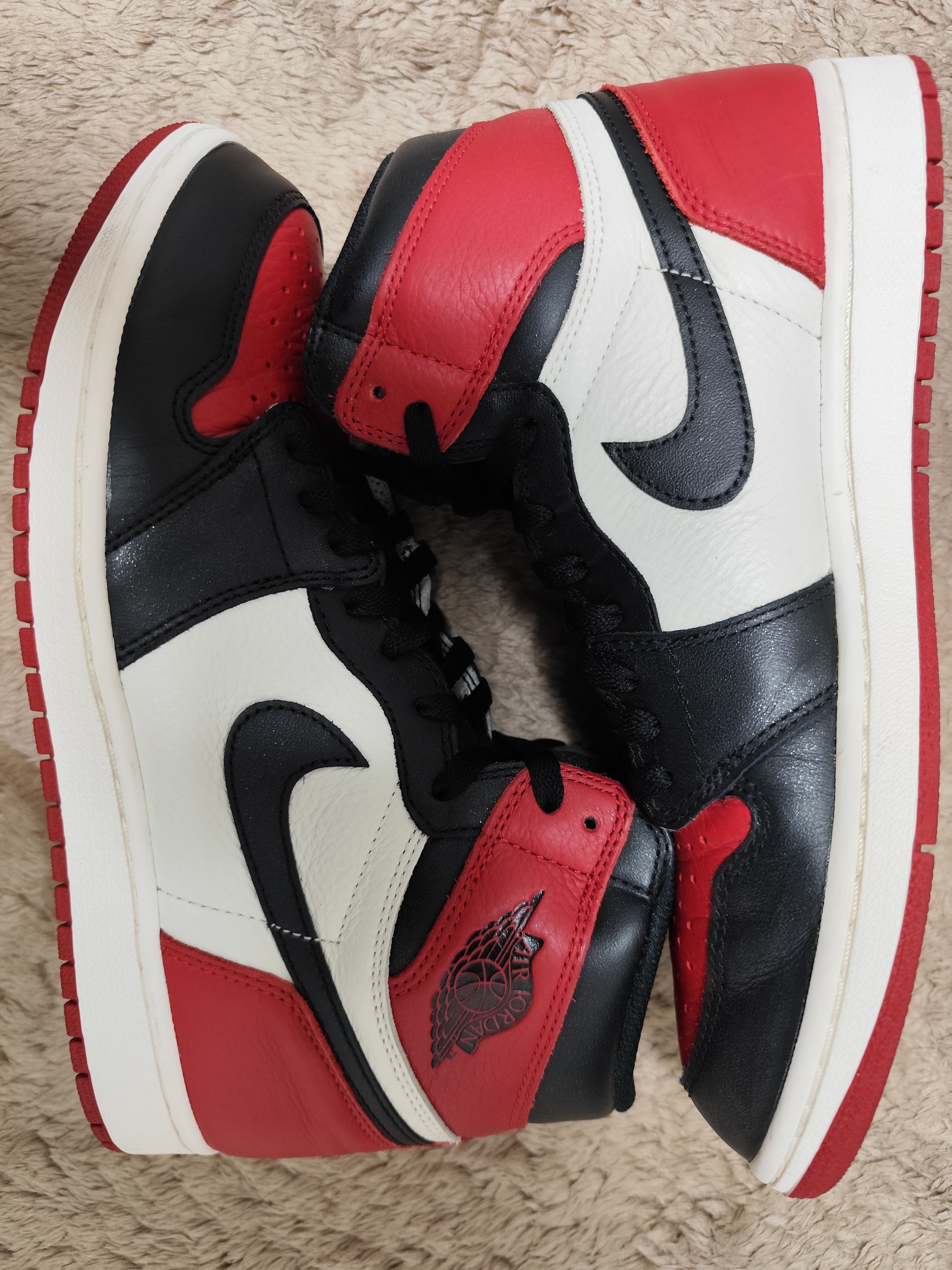 Nike Air Jordan 1 Retro High OG "Bred Toe"