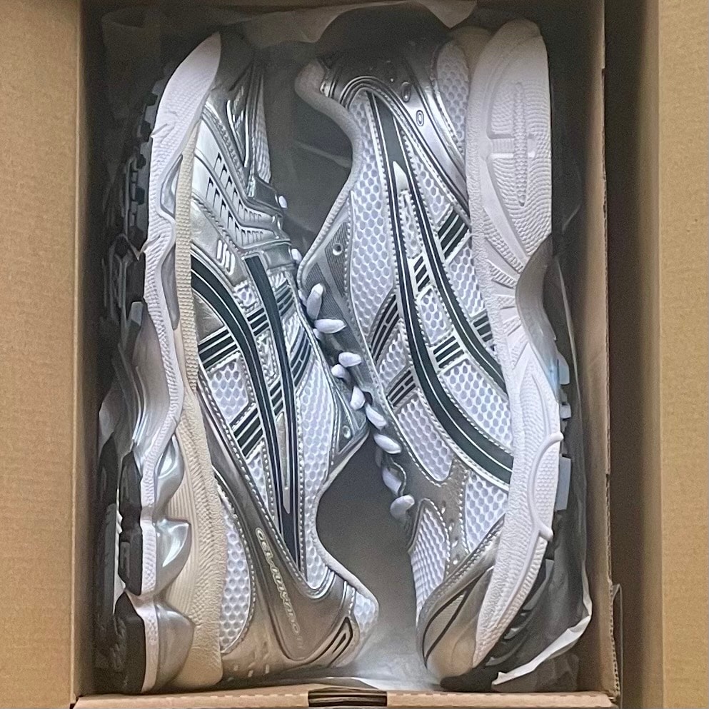 アシックス ゲルカヤノ14 "ホワイト/グラファイトグレー"