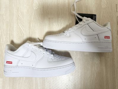 Supreme × Nike Air Force 1 Low "White"