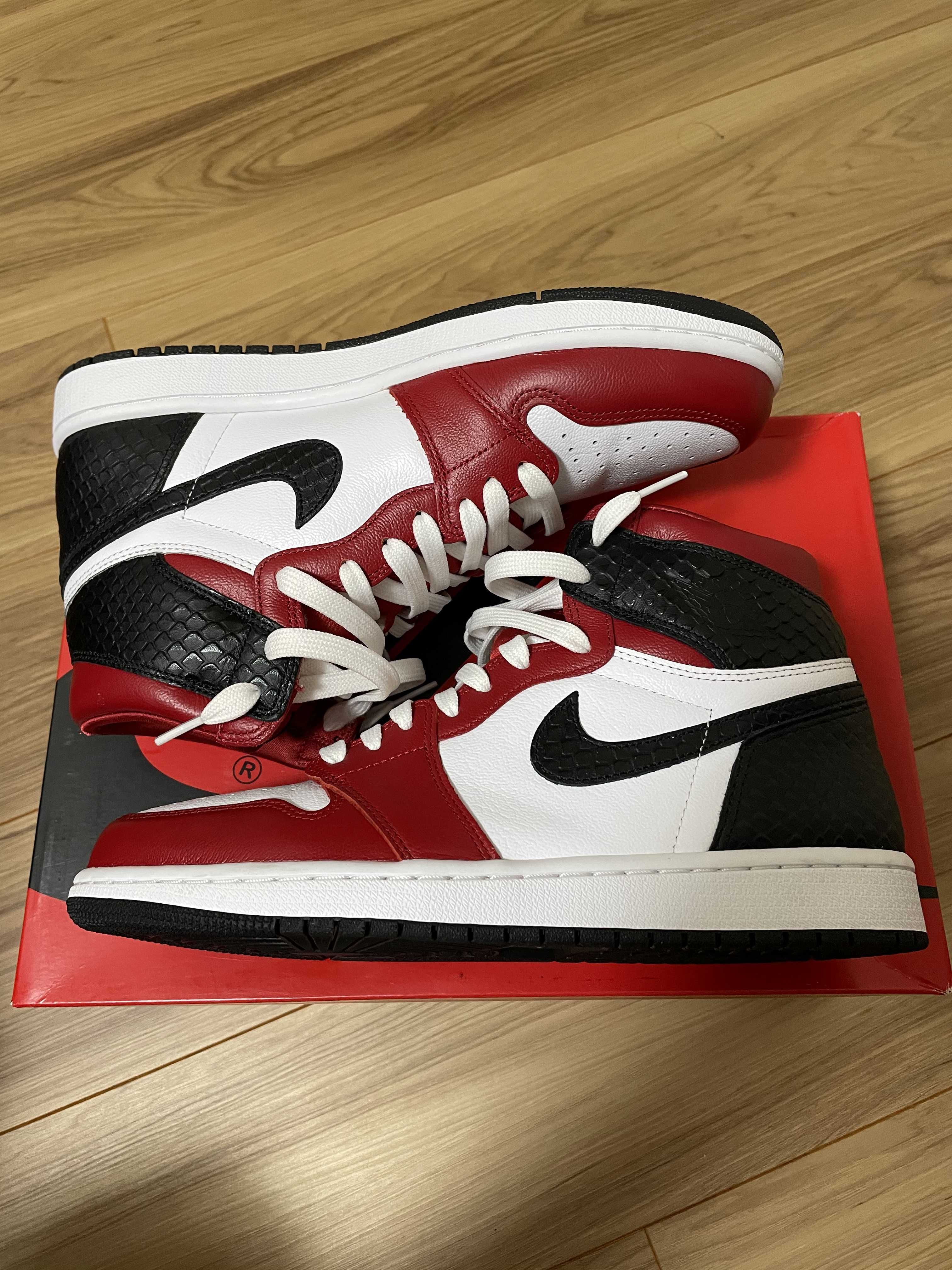 Nike Women's Air Jordan 1 High OG "Satin Red"