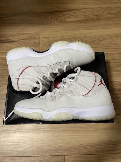 Nike Air Jordan 11 Retro "Platinum Tint"