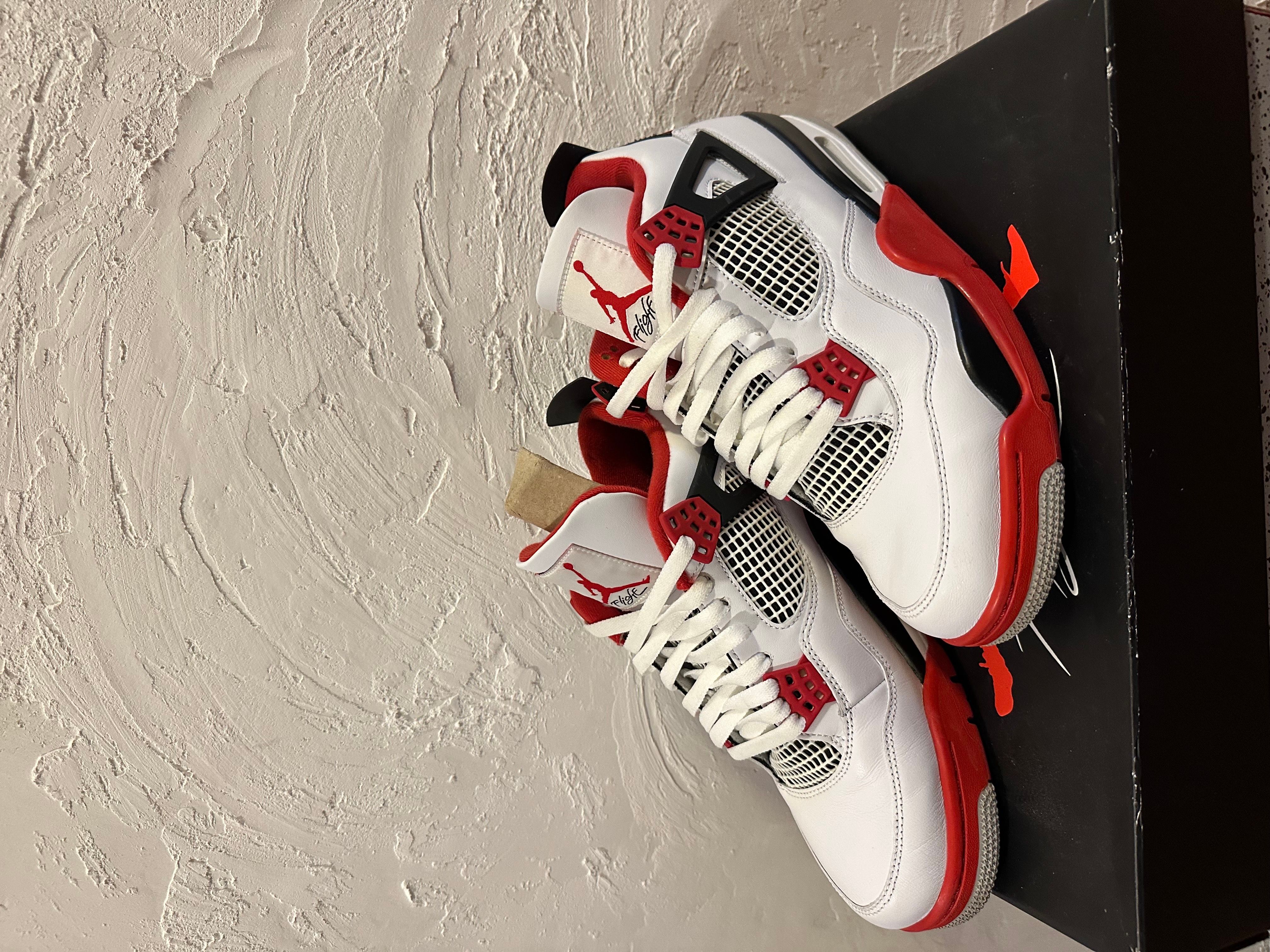 Nike Air Jordan 4 Retro OG "Fire Red" (2020)