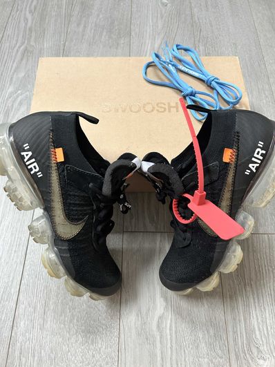 Off-White × Nike Air Vapormax "Black/Total Orange/Clear"