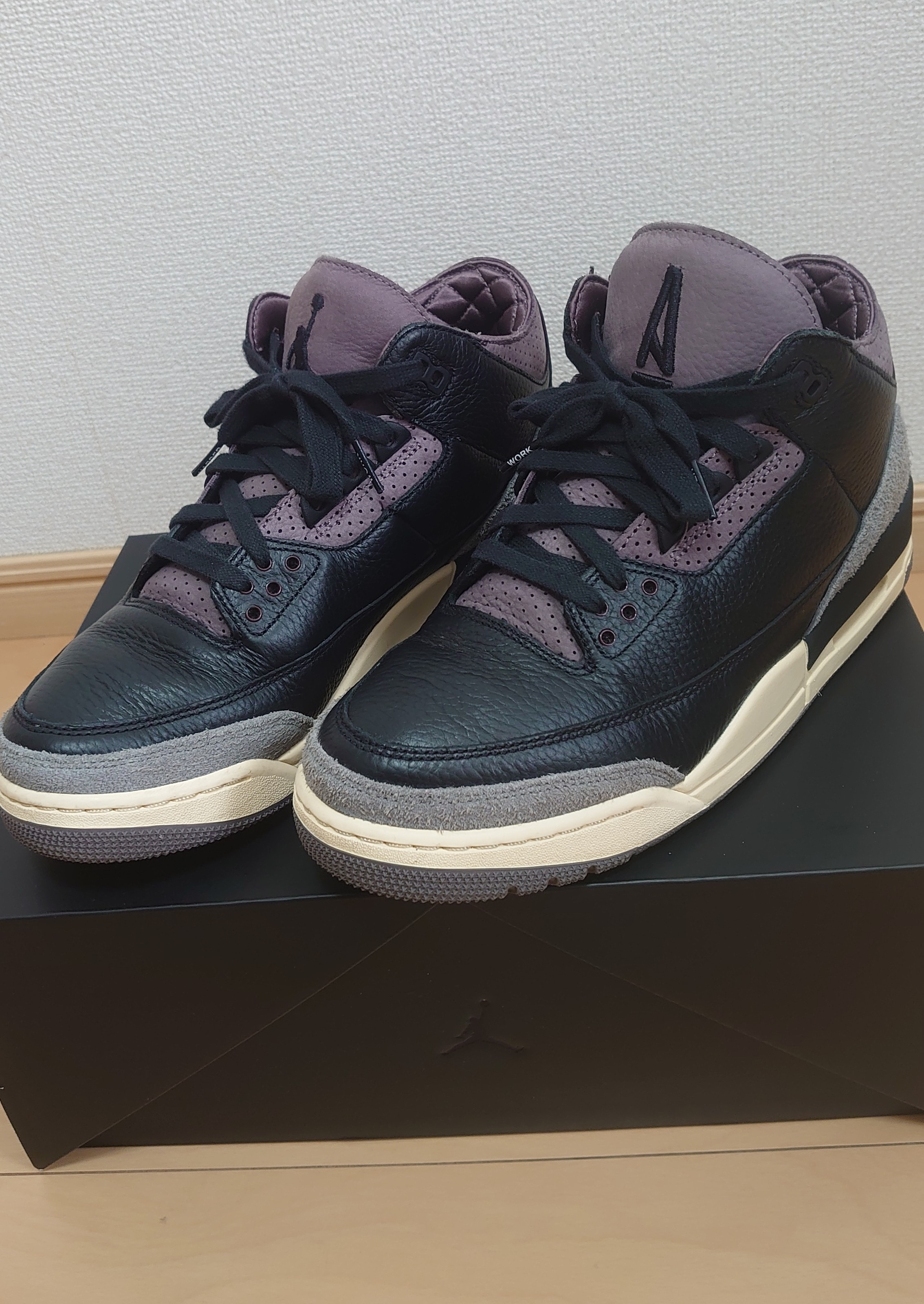 A Ma Maniere × Nike Women's Air Jordan 3 Retro OG SP "Black and Flat Pewter/WYWS"