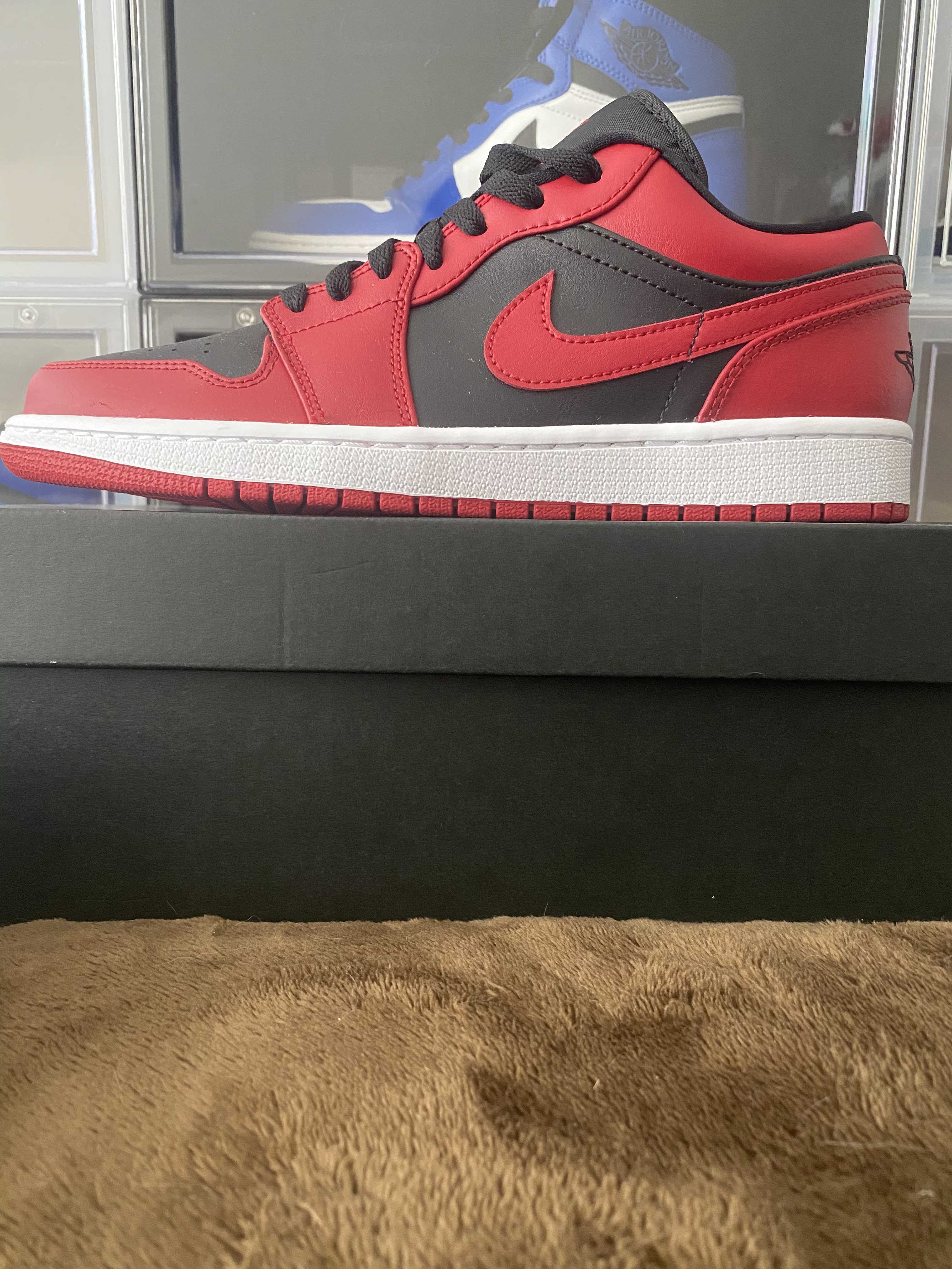 Nike Air Jordan 1 Low "Varsity Red"   