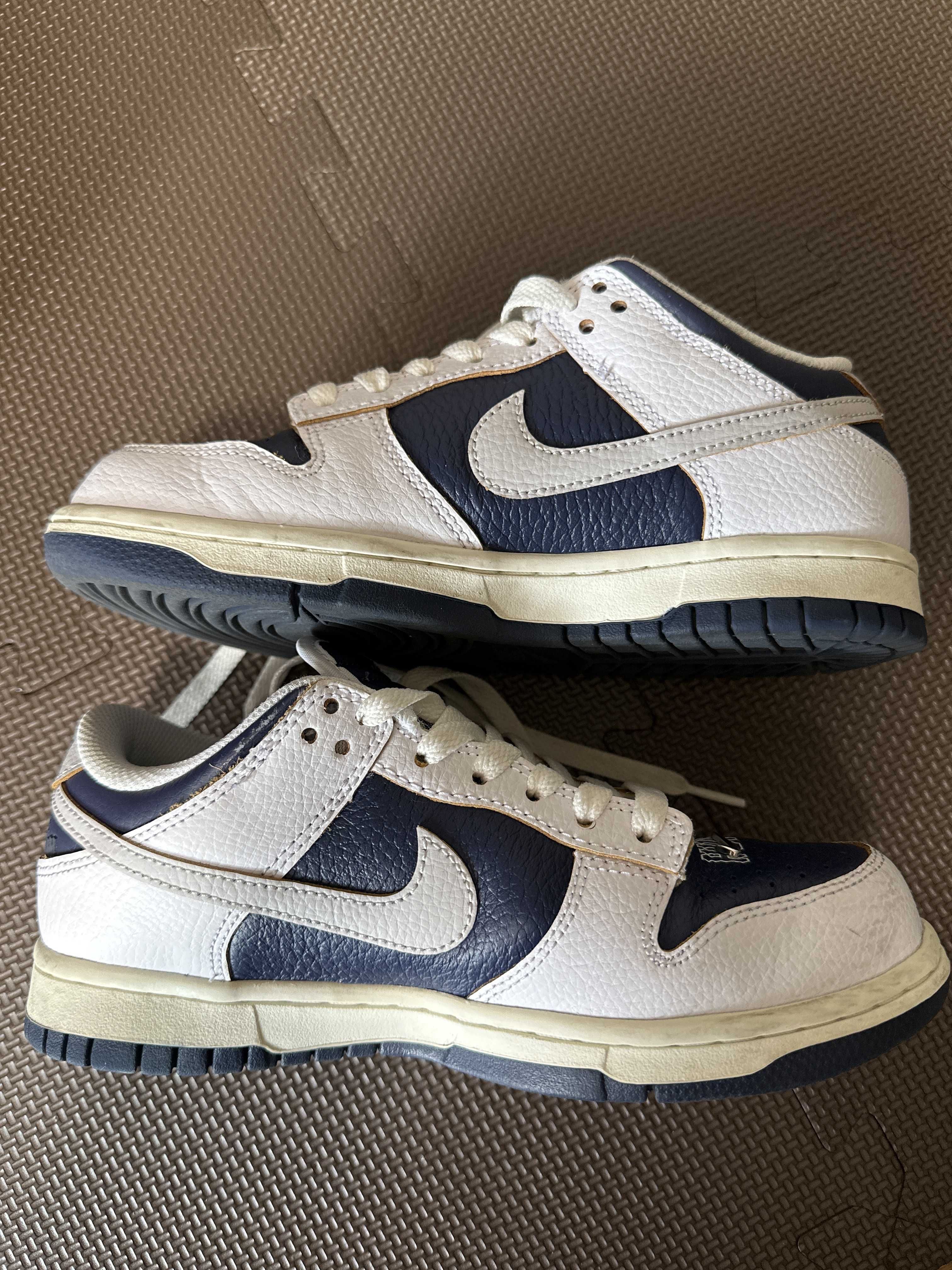 HUF × Nike SB Dunk Low "New York"