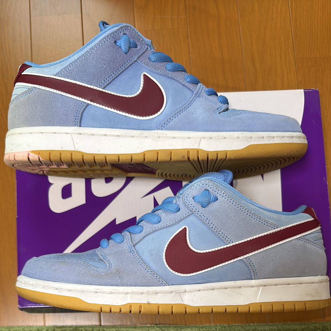 Nike SB Dunk Low Pro "Philadelphia Phillies/Valor Blue and Team Maroon"