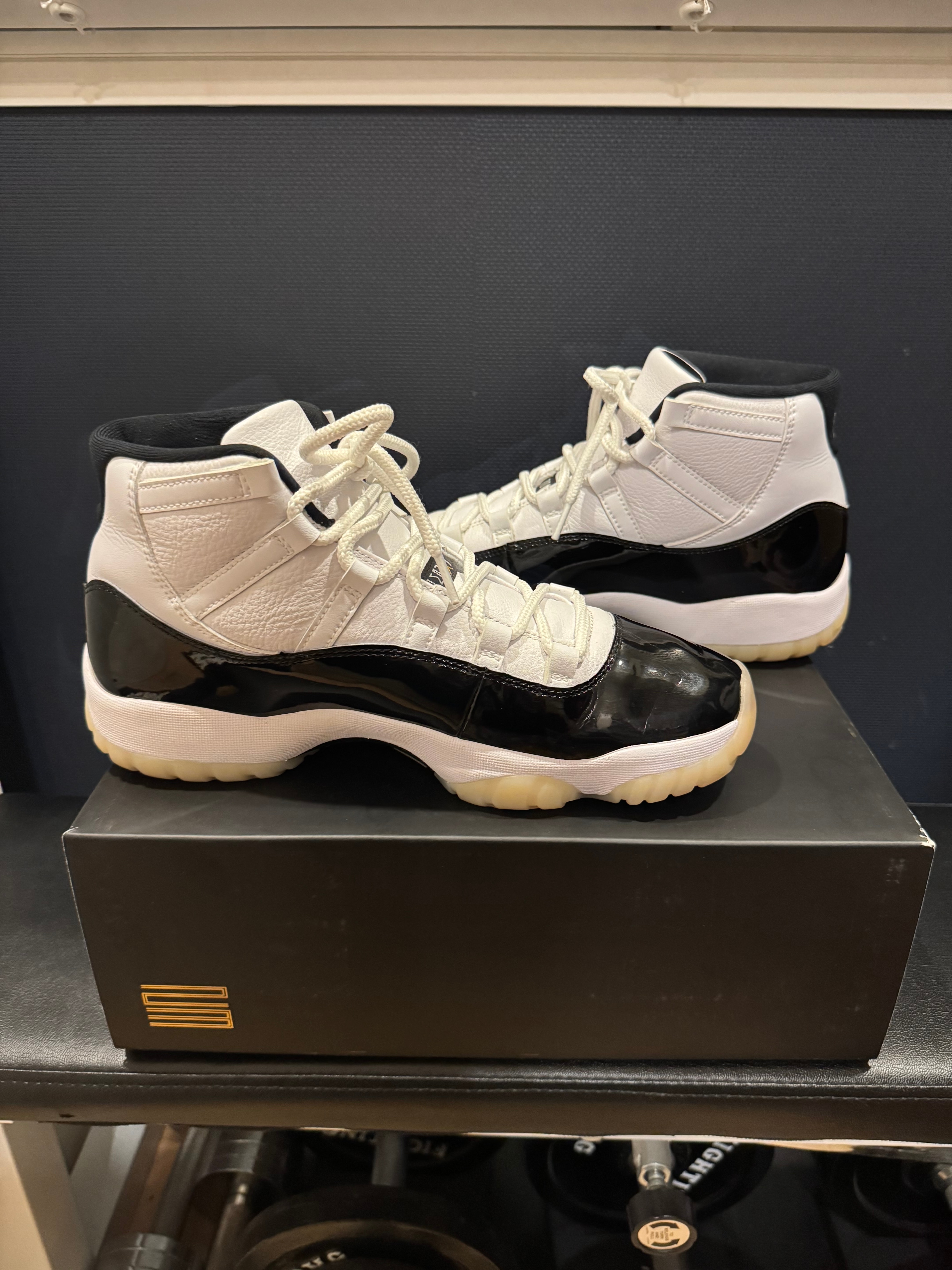 Nike Air Jordan 11 Retro "Gratitude"