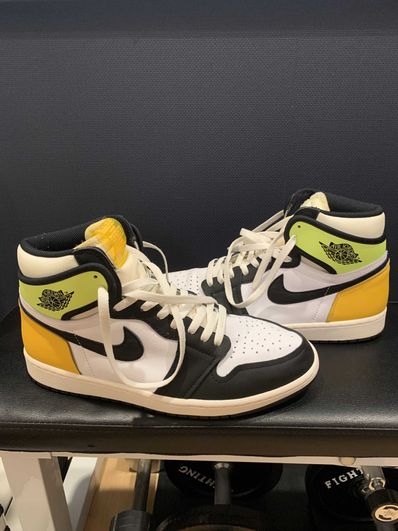 Nike Air Jordan 1 High OG "Volt Gold"