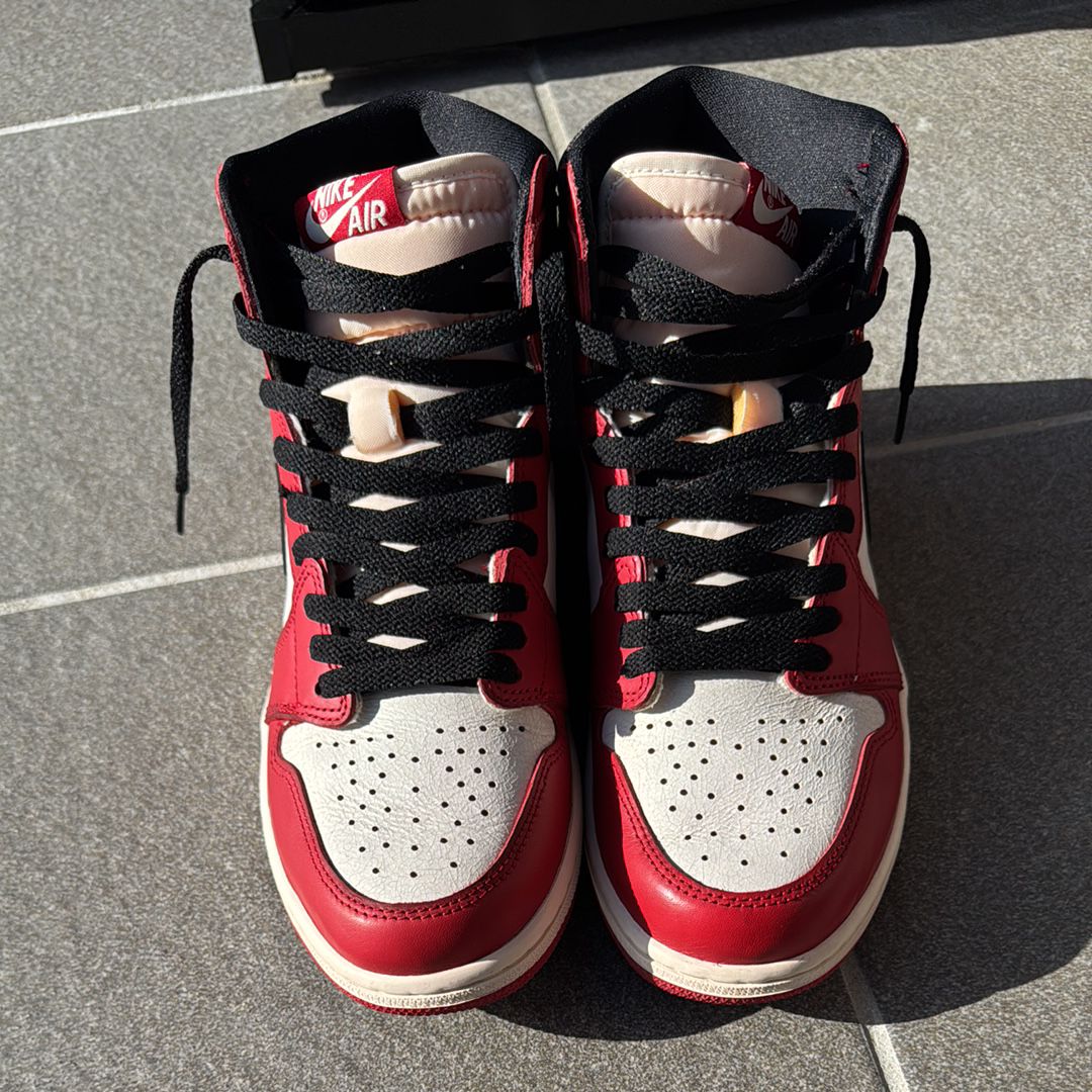 Nike Air Jordan 1 High OG "Lost & Found/Chicago"