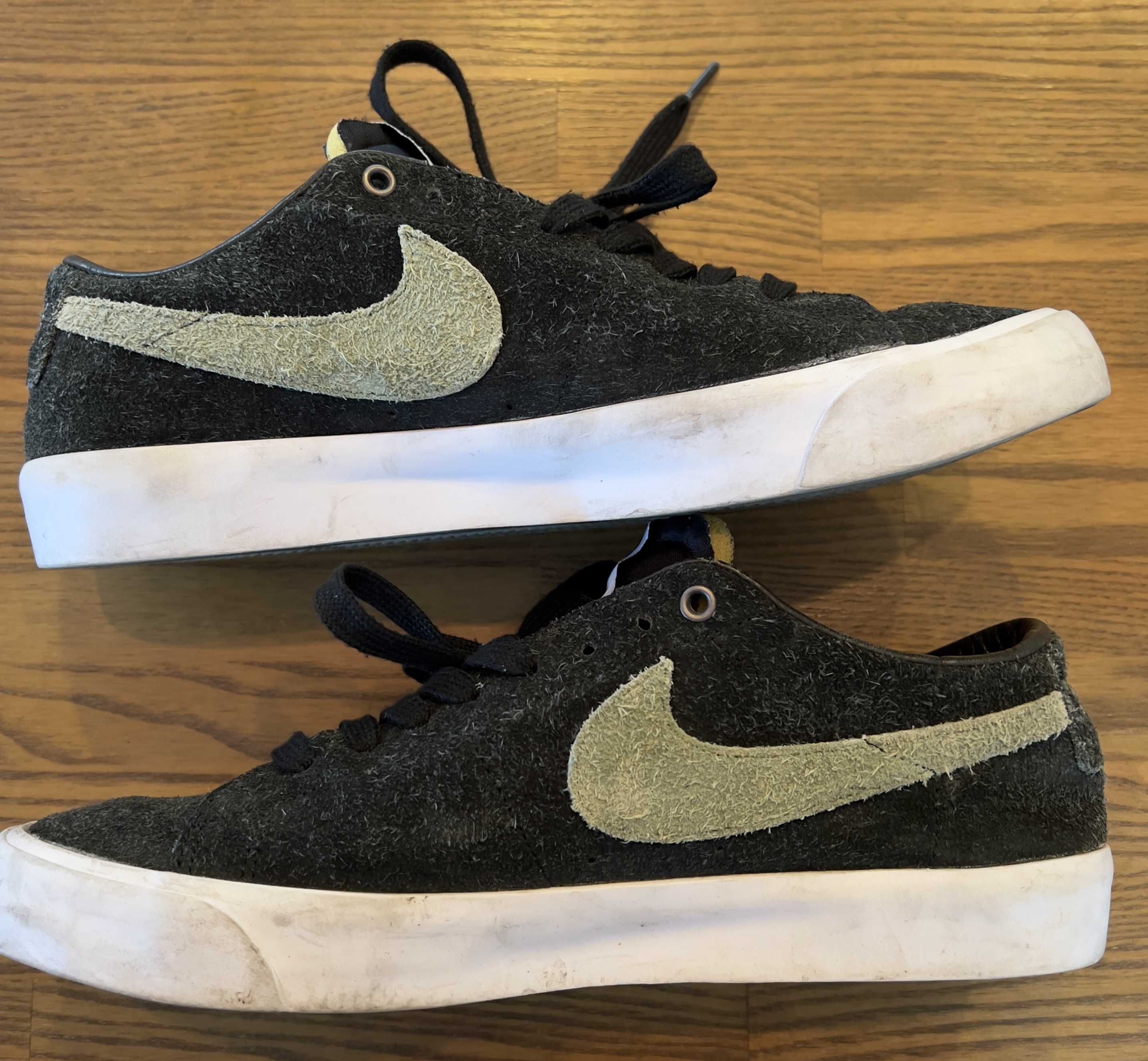 Stussy × Nike SB Blazer Low "Black/Palm Green"