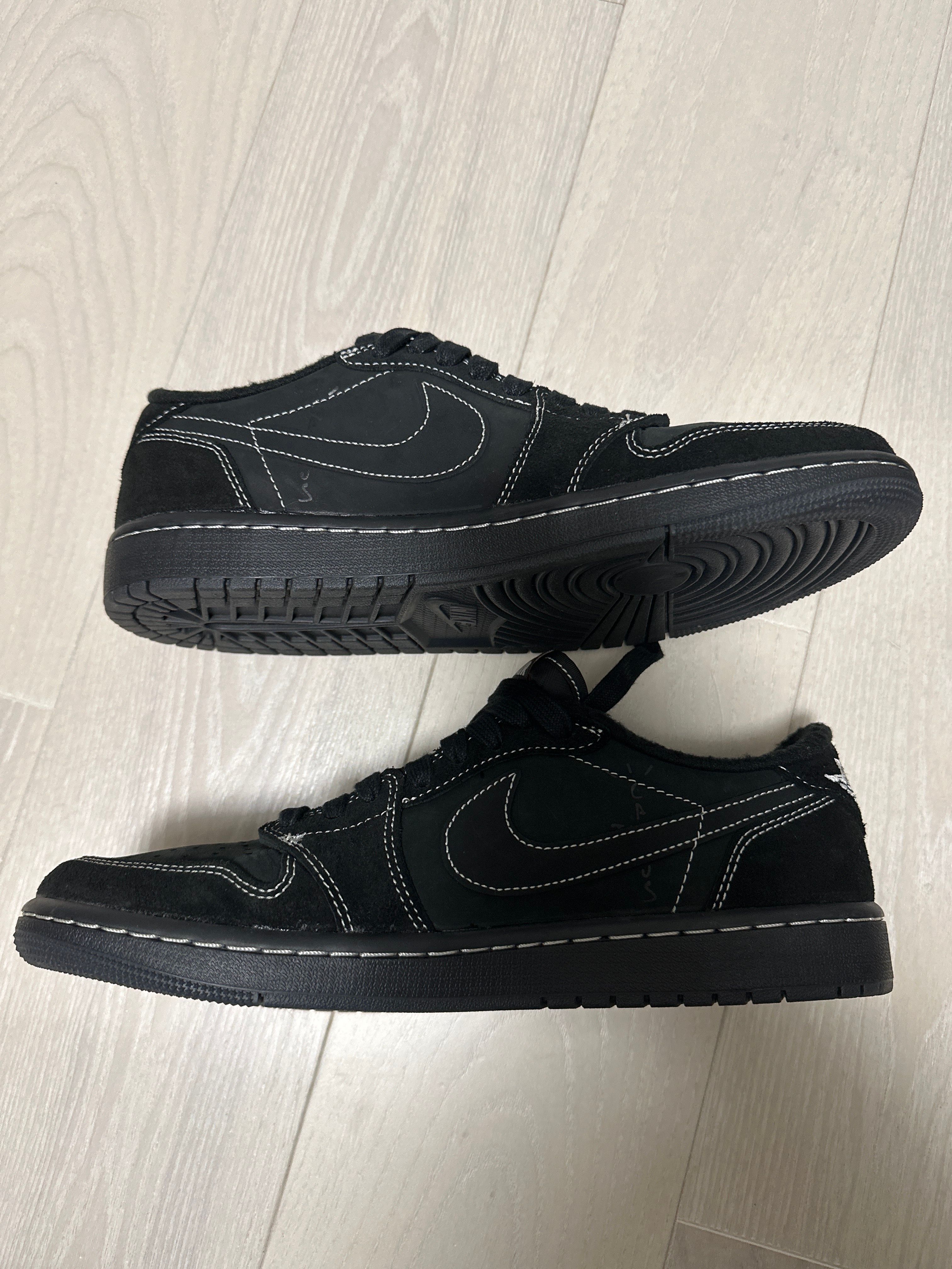 Travis Scott × Nike Air Jordan 1 Low OG SP "Black Phantom"