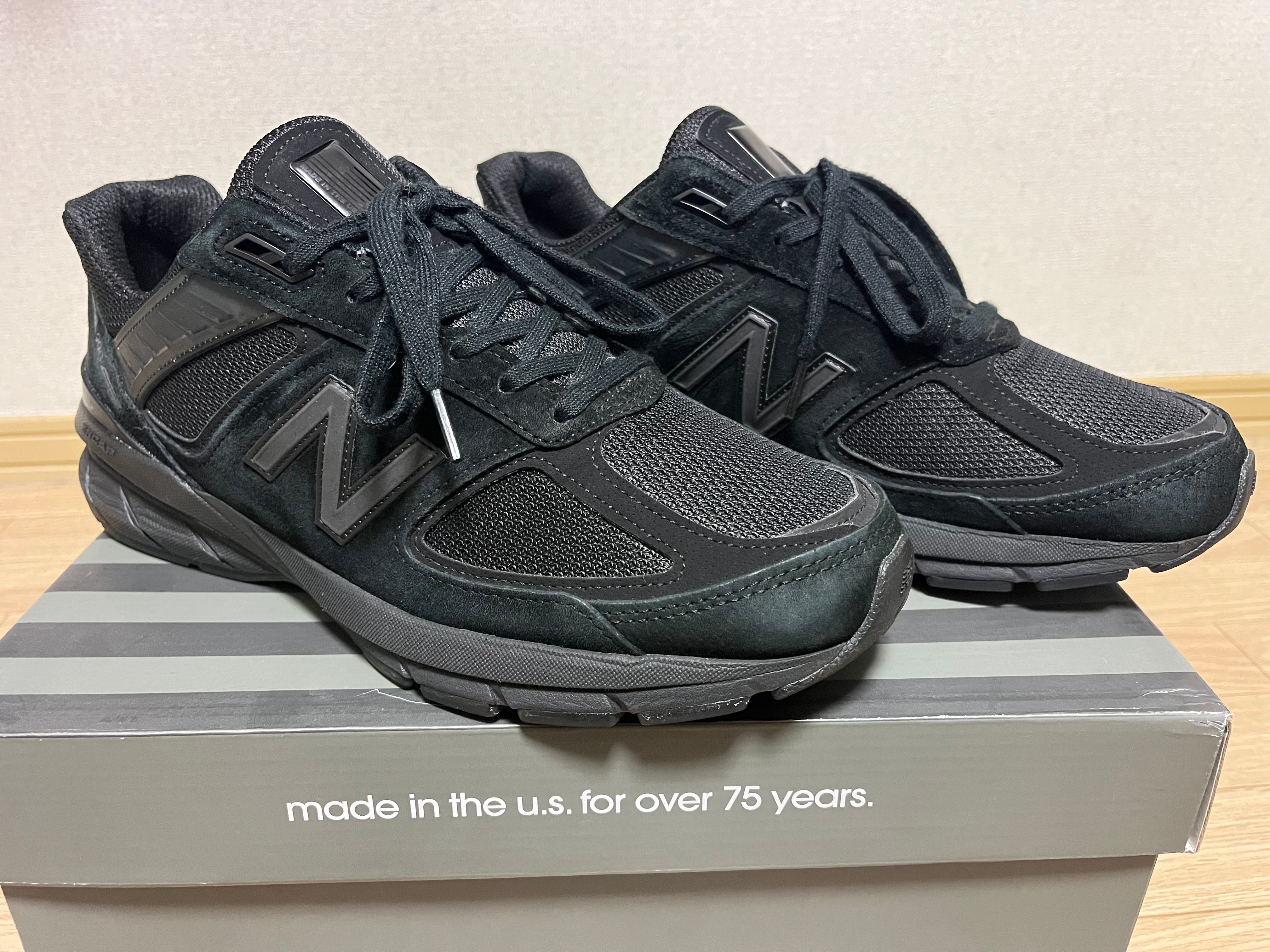 New Balance 990V5