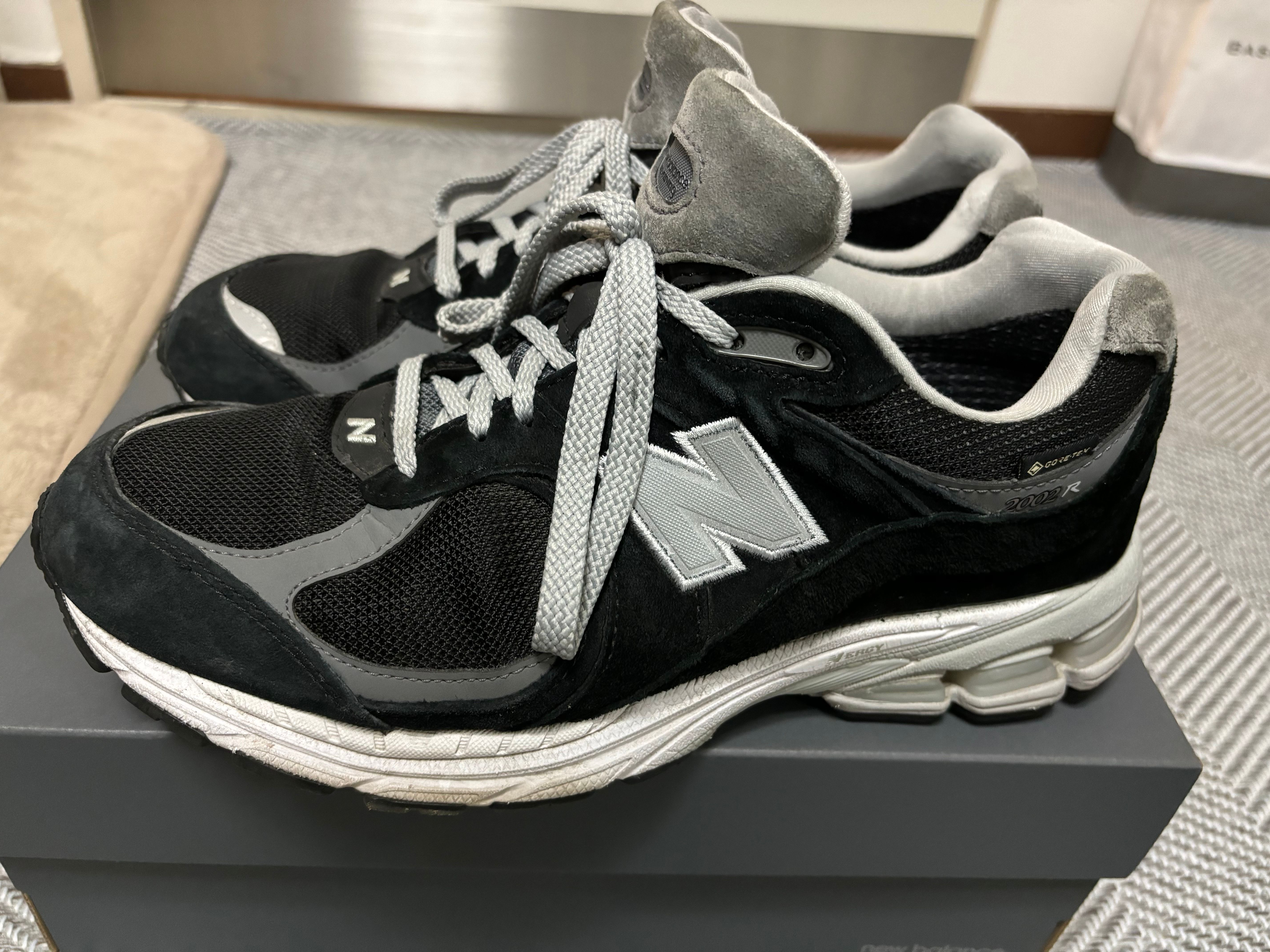 New Balance 2002R GORE-TEX "Black/Gray"