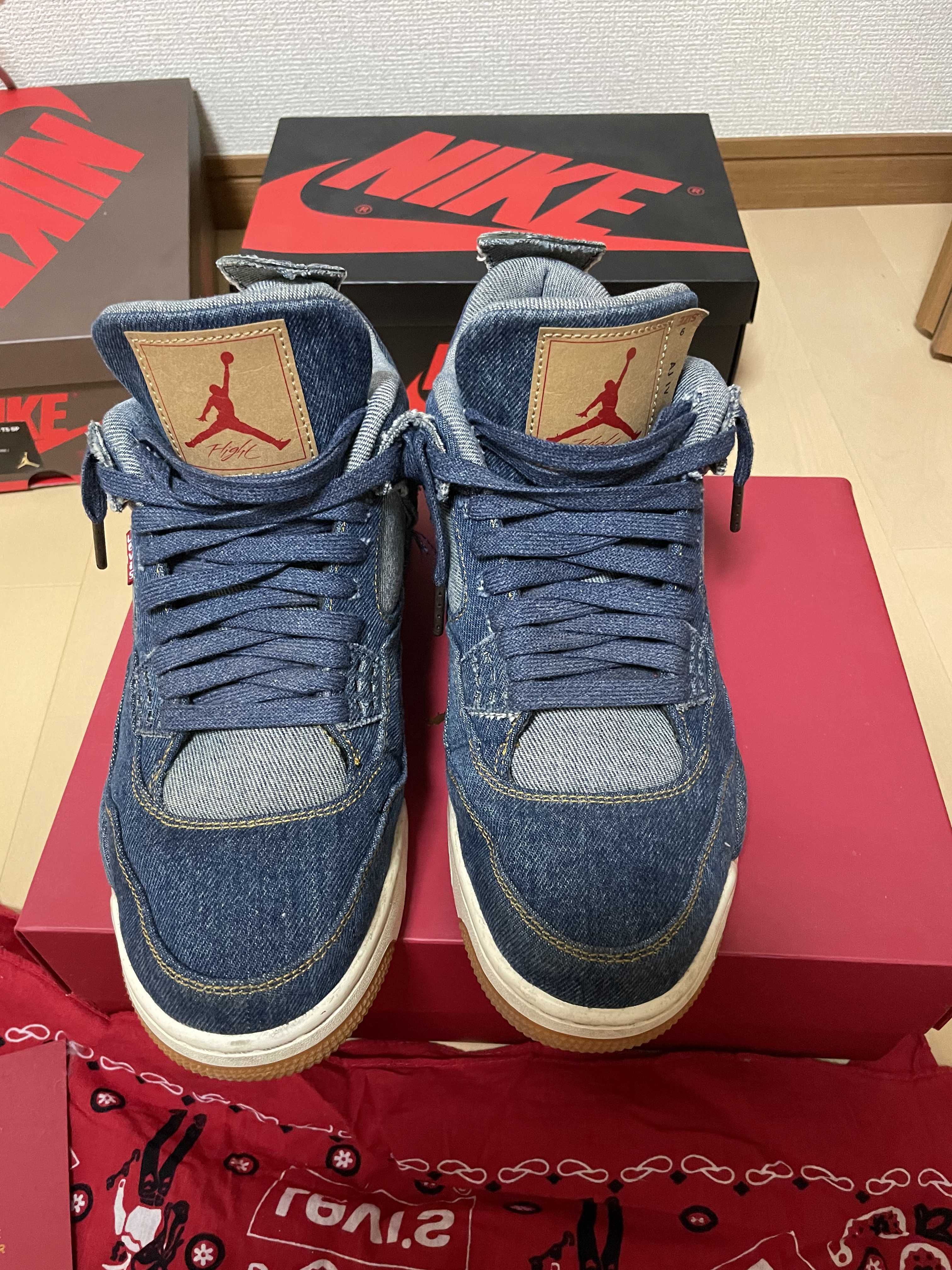 Nike × Levi's Air Jordan 4 "Denim"(タグ:LEVIS®)