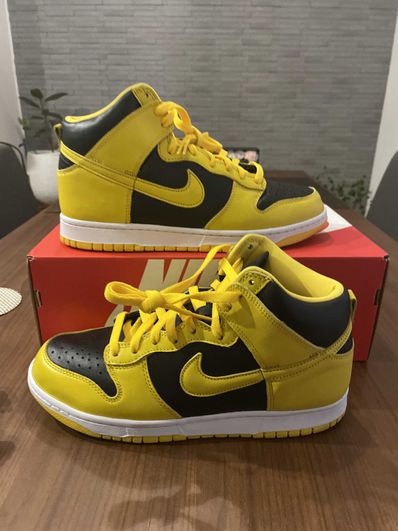 Nike Dunk High "Black/Varsity Maize"