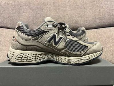 New Balance 2002R "Gray"