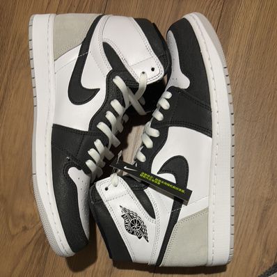 Nike Air Jordan 1 High OG "Bleached Coral"