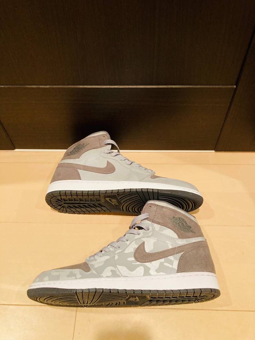 Nike Air Jordan 1 Retro High "Camo 3M Wolf Grey"