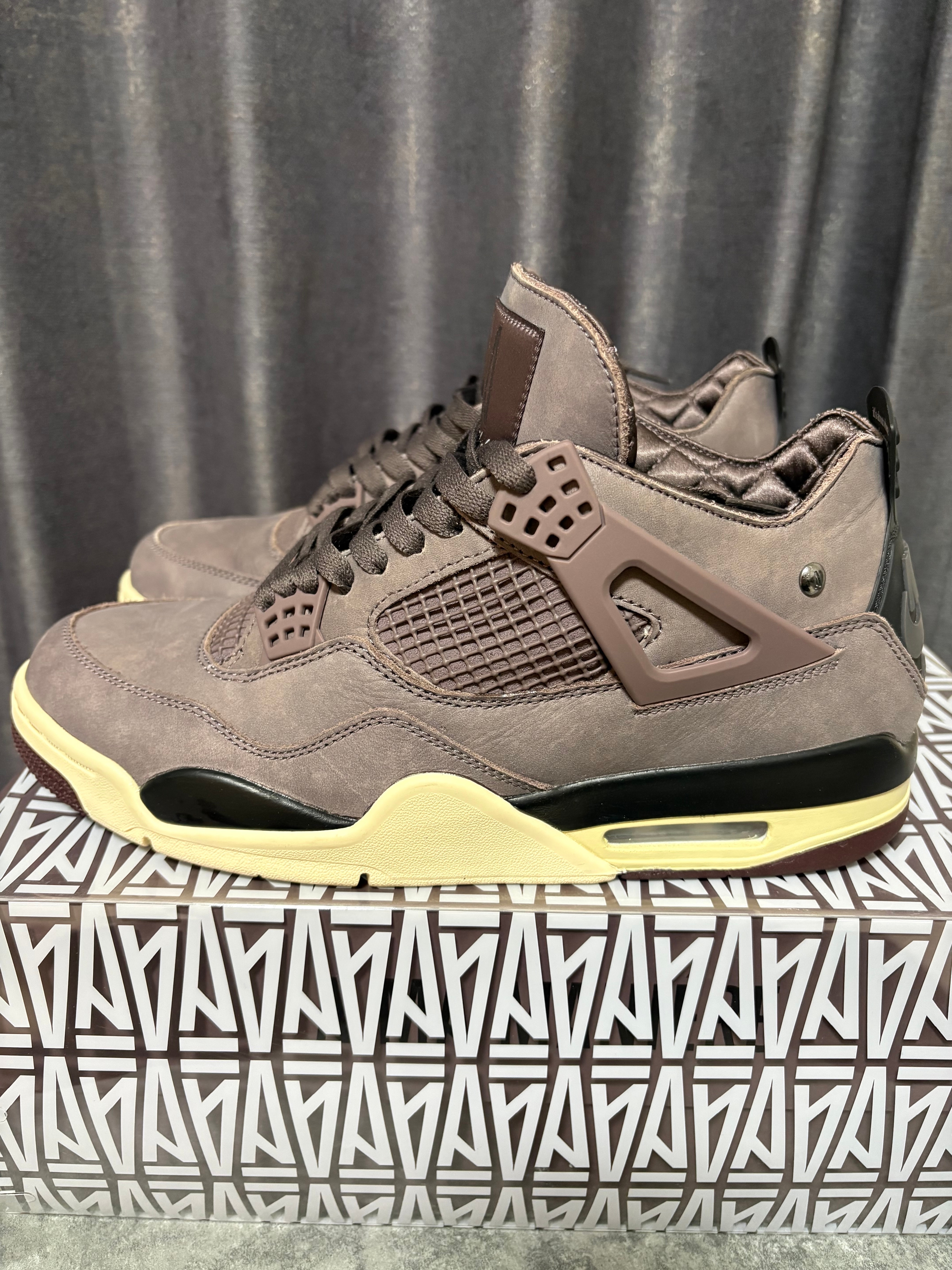 アママニエール × ナイキ エアジョーダン4 "バイオレット オレ"