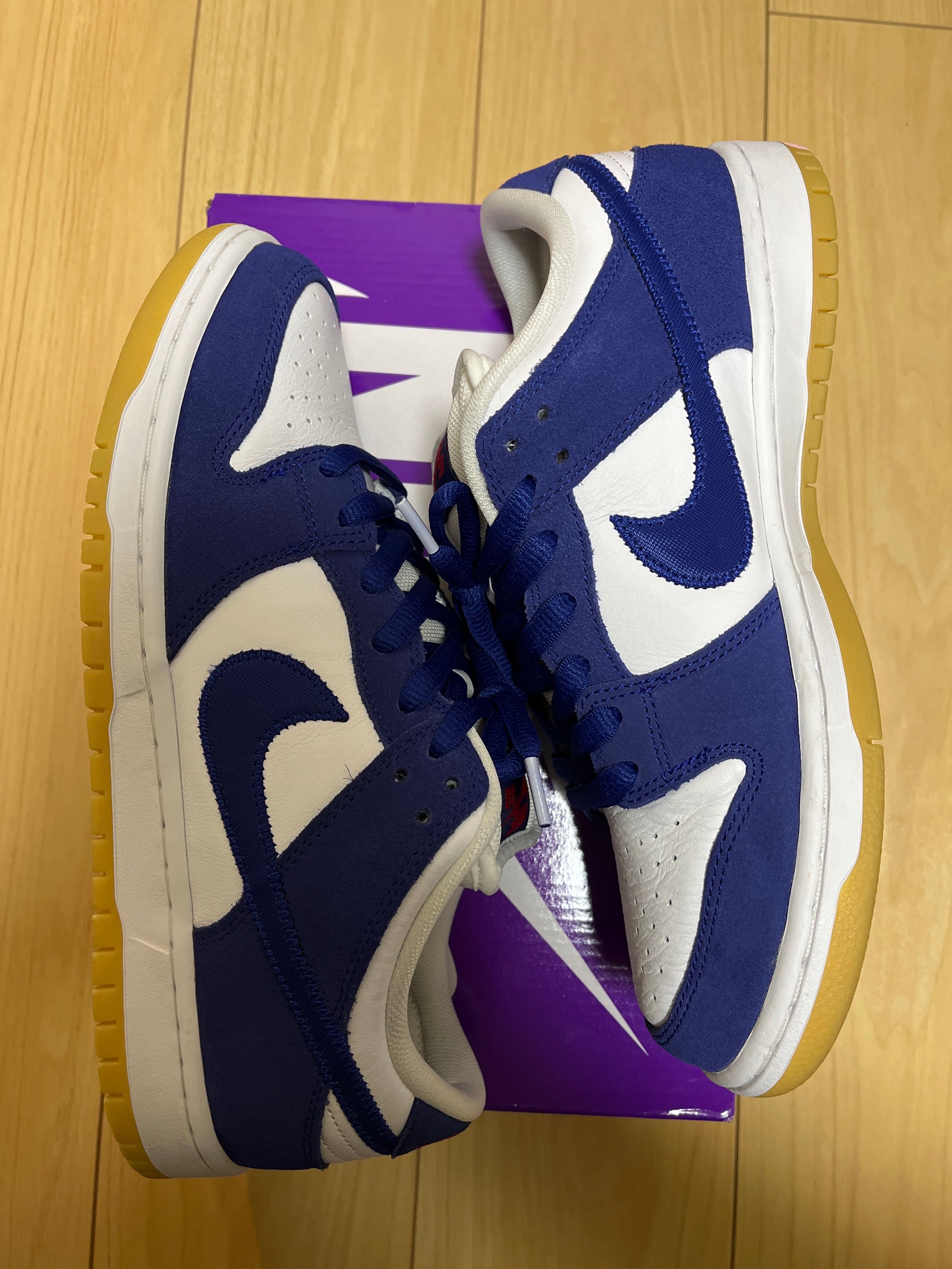 Nike SB Dunk Low "Los Angeles Dodgers/Deep Royal Blue"
