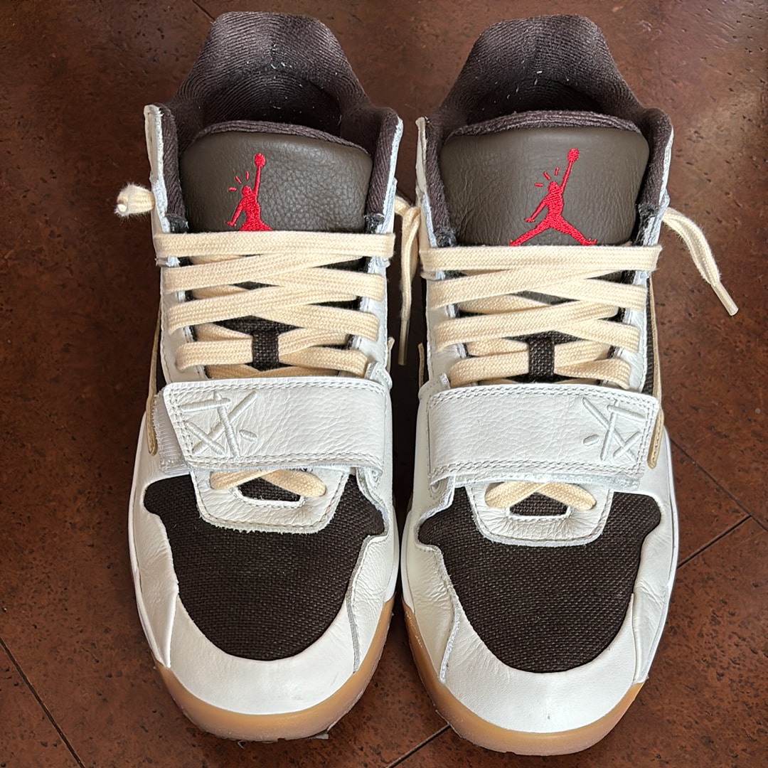 Travis Scott × Nike Jordan Jumpman Jack TR "Sail and Dark Mocha"