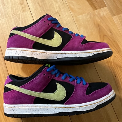 Nike SB Dunk Low "Red Plum"