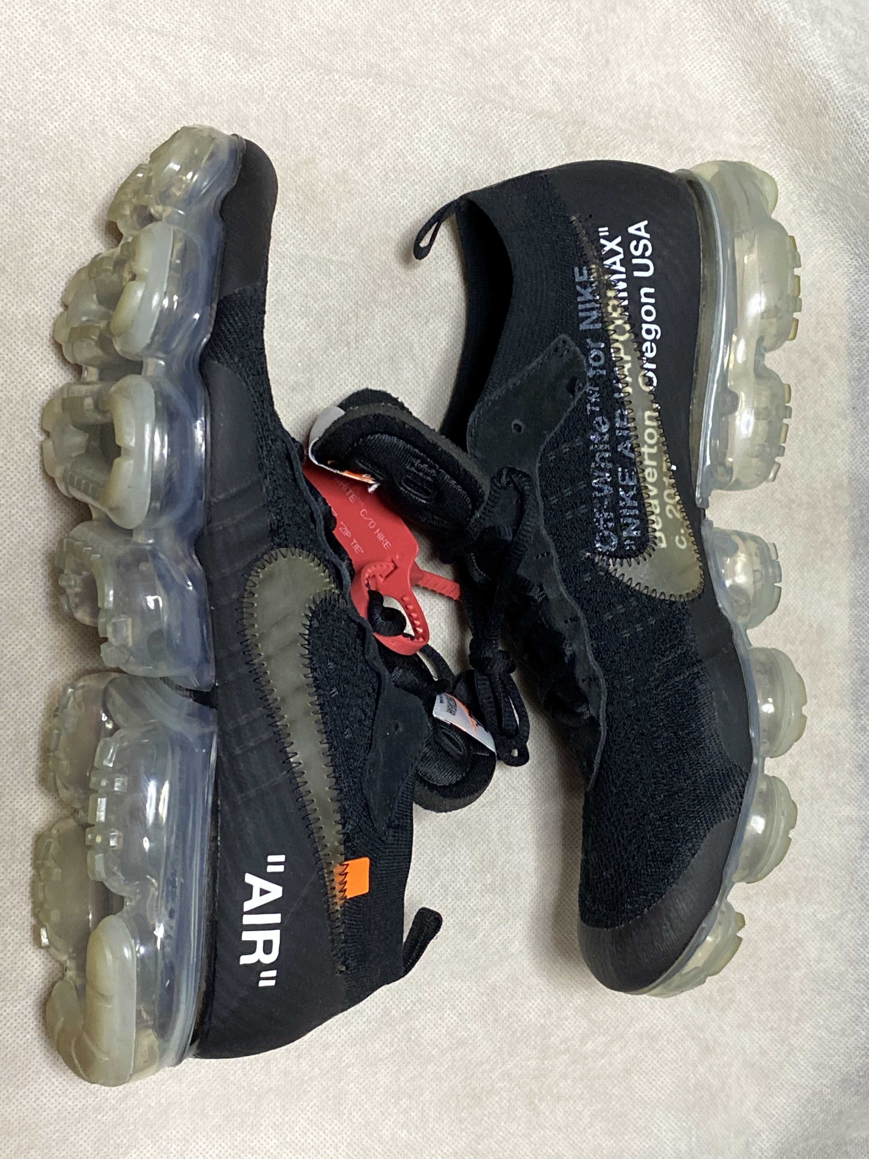 Off-White × Nike Air Vapormax "Black/Total Orange/Clear"