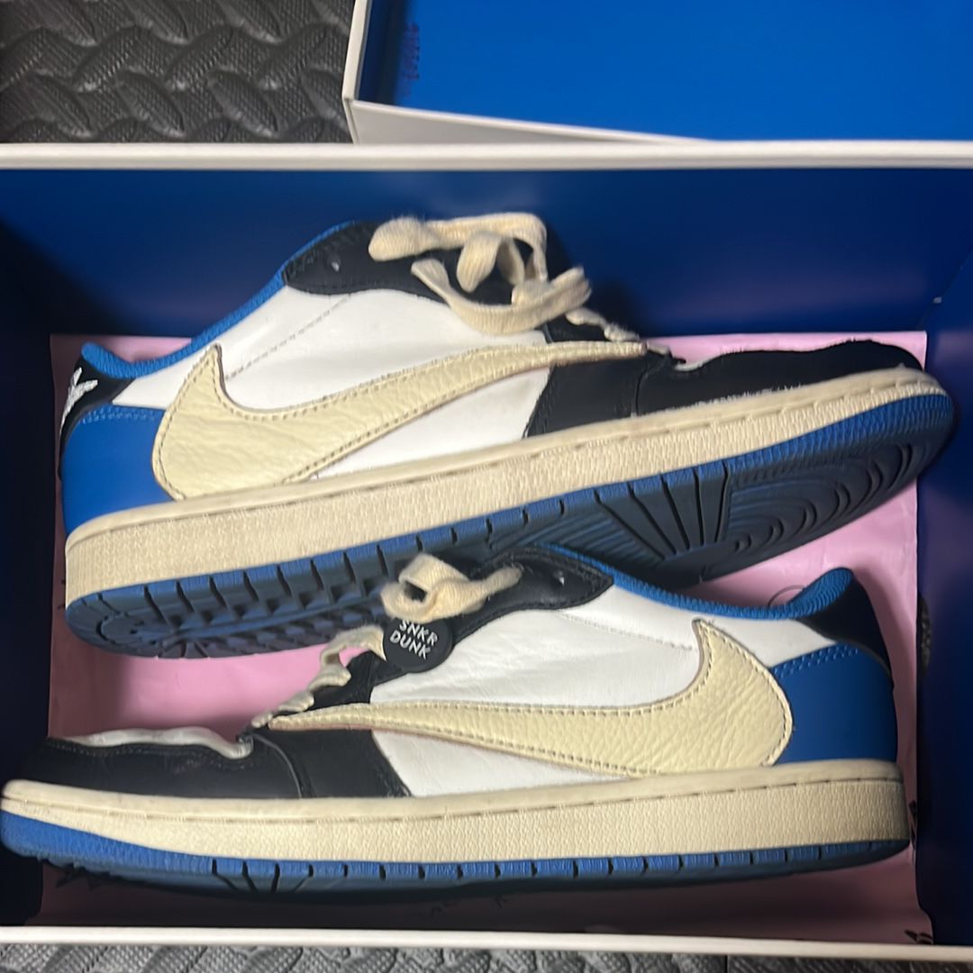 Travis Scott × fragment design × Nike Air Jordan 1 Low OG SP "Military Blue"