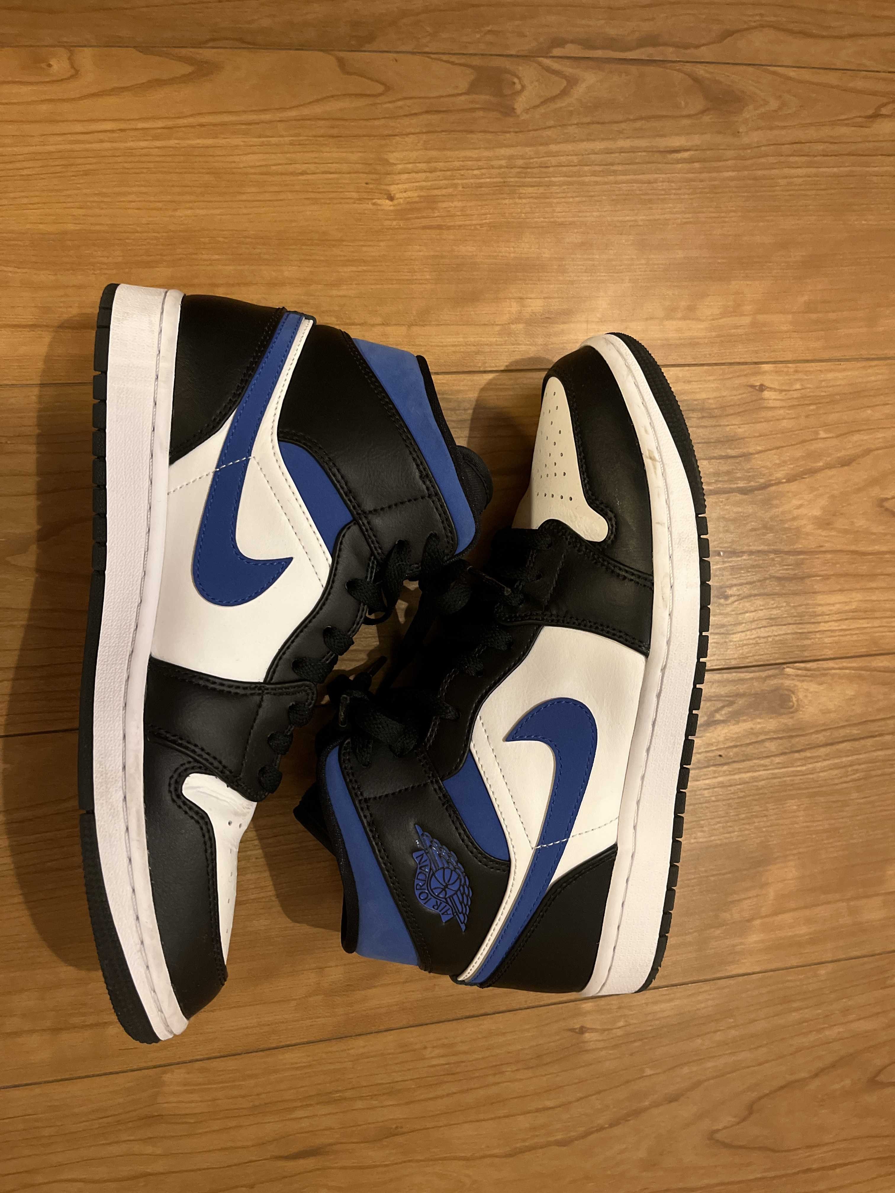 Nike Air Jordan 1 Mid "Royal"   