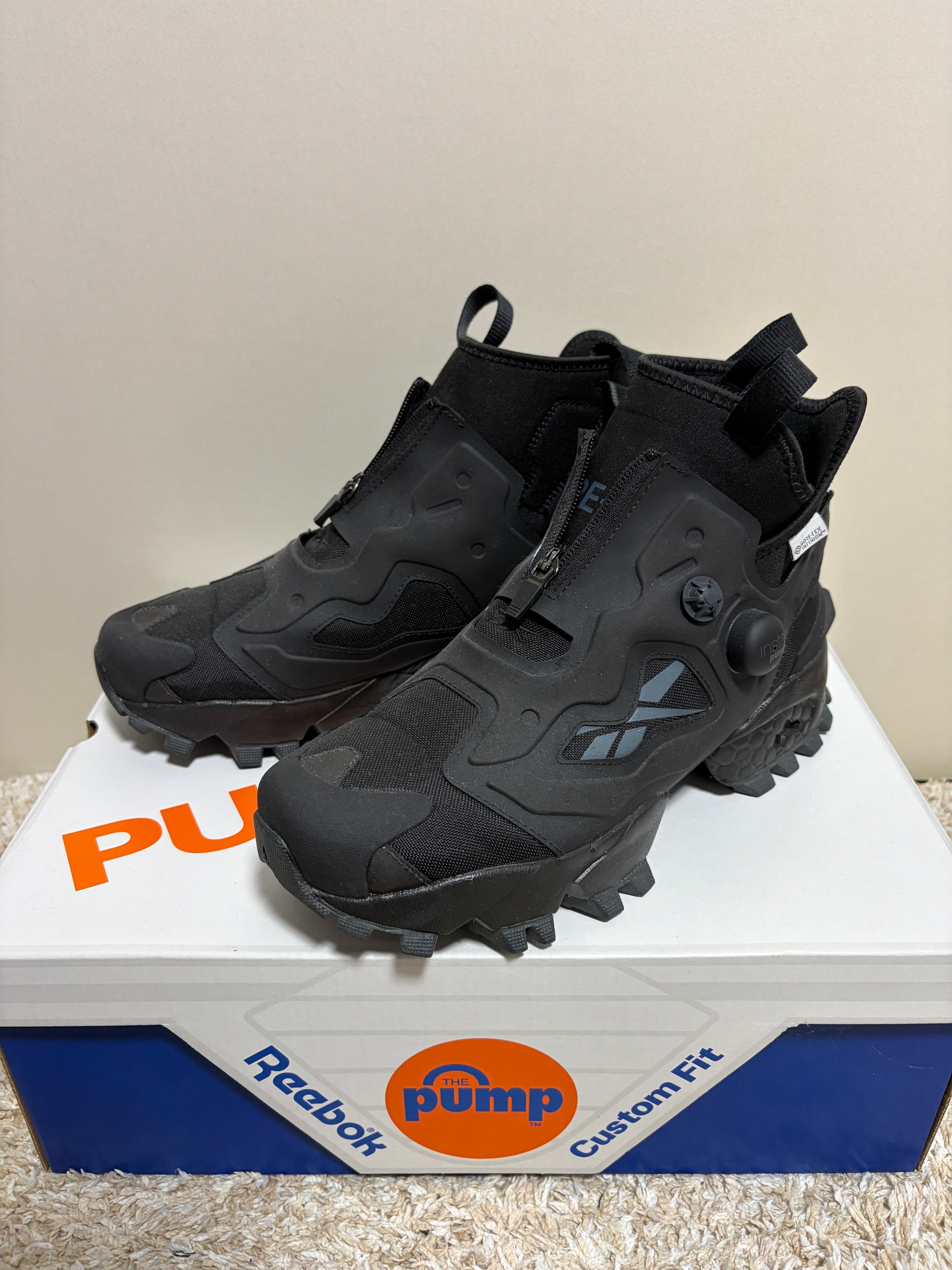 Reebok Classic Instapump Fury Gore-Tex "Black/Cold Grey/Pure Grey"