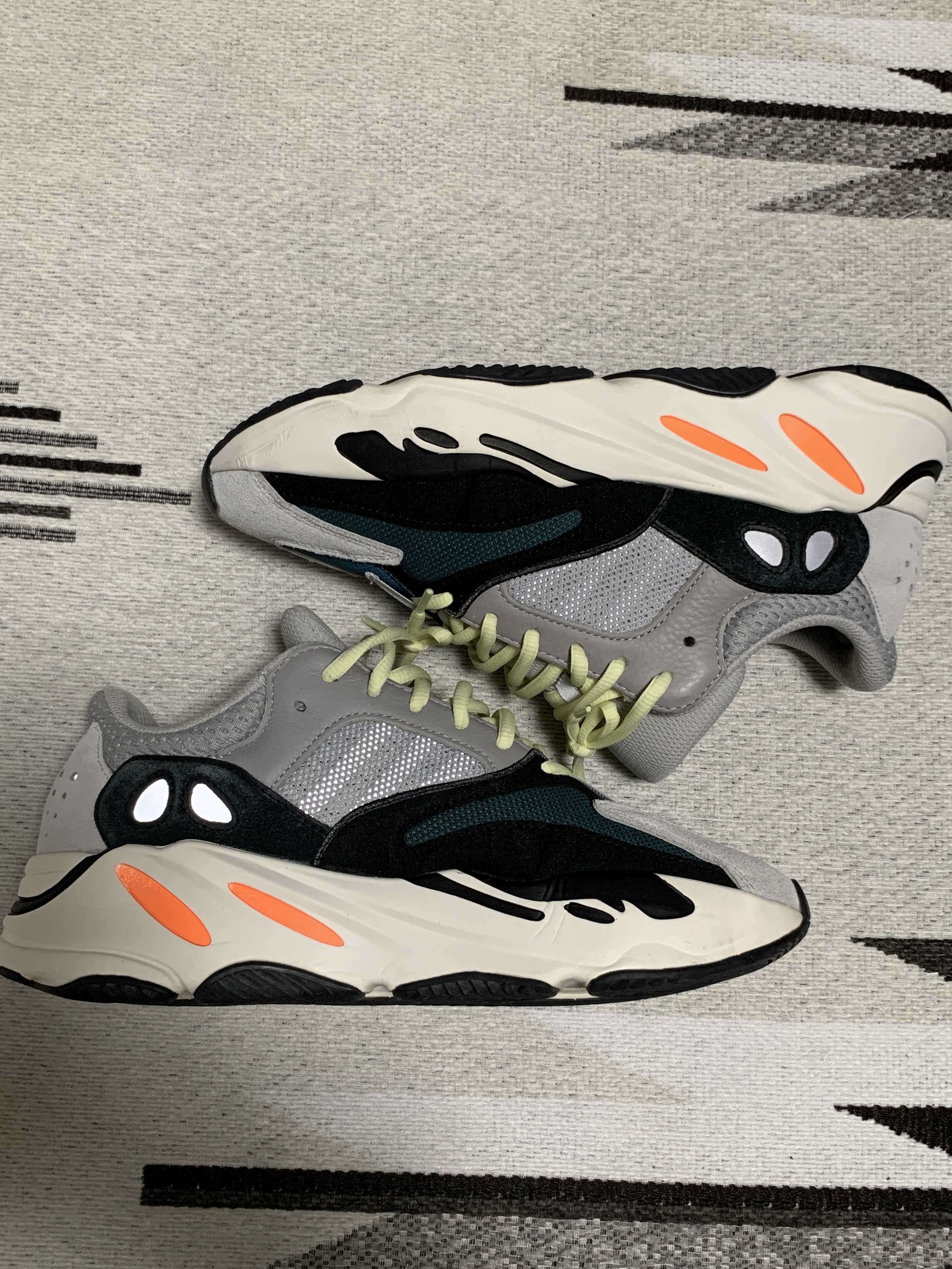 adidas YEEZY Boost 700 "Wave Runner"