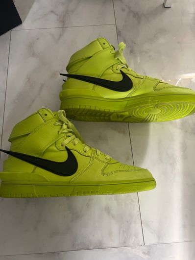 AMBUSH × NIKE DUNK HIGH "FLASH LIME"