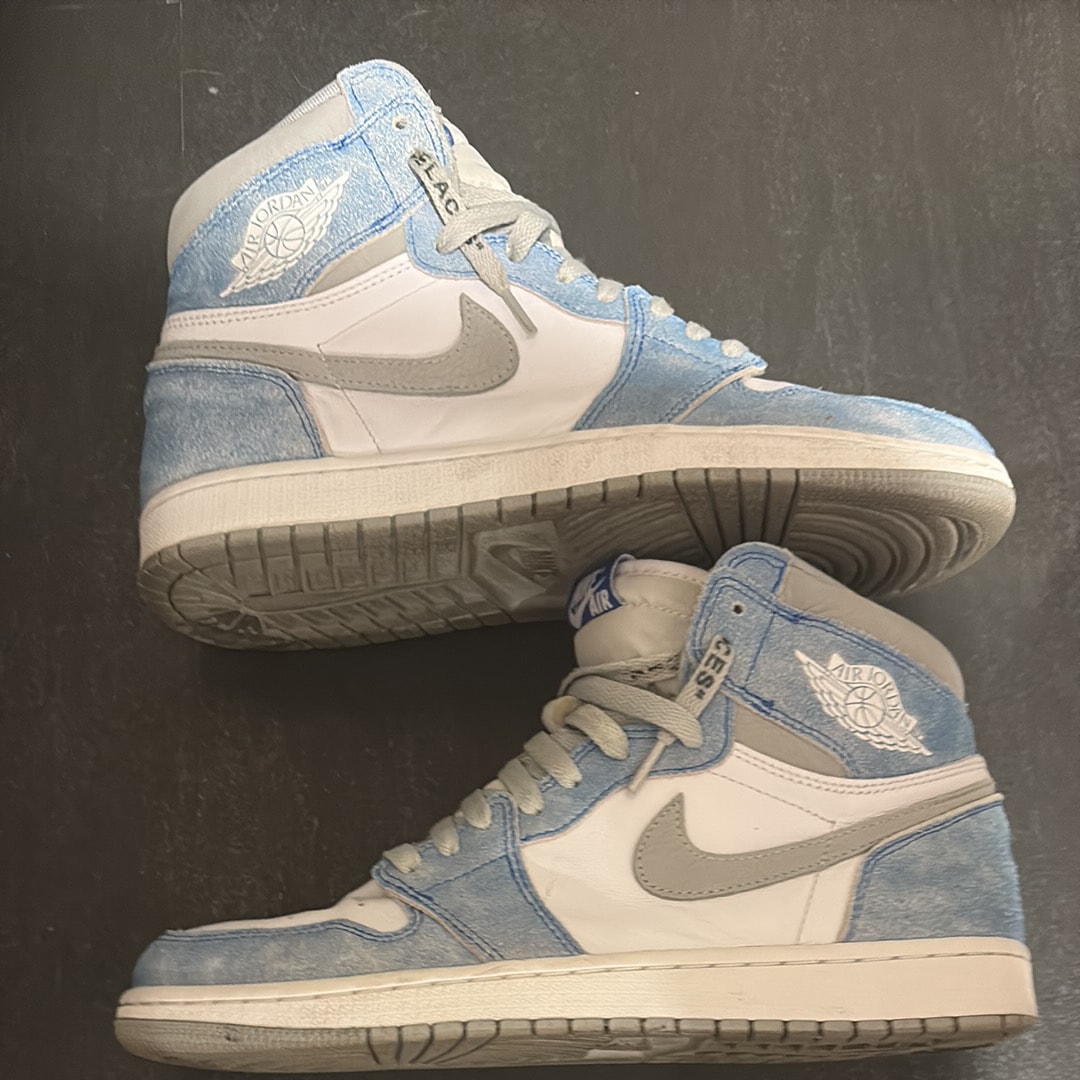 Nike Air Jordan 1 High OG "Hyper Royal"