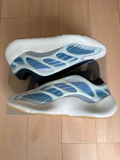 adidas YEEZY 700V3 "Kyanite"