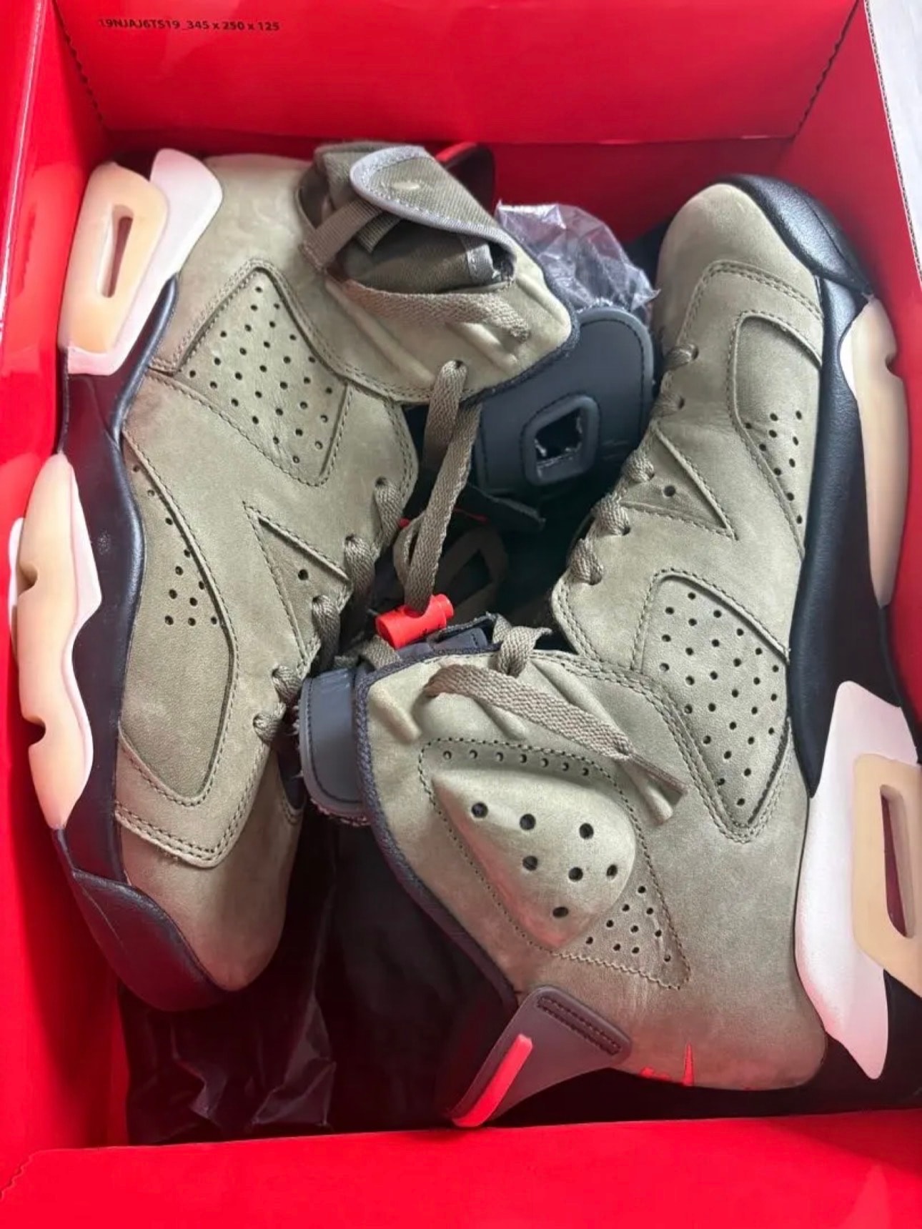 Travis Scott × Nike Air Jordan 6 Retro "Medium Olive"