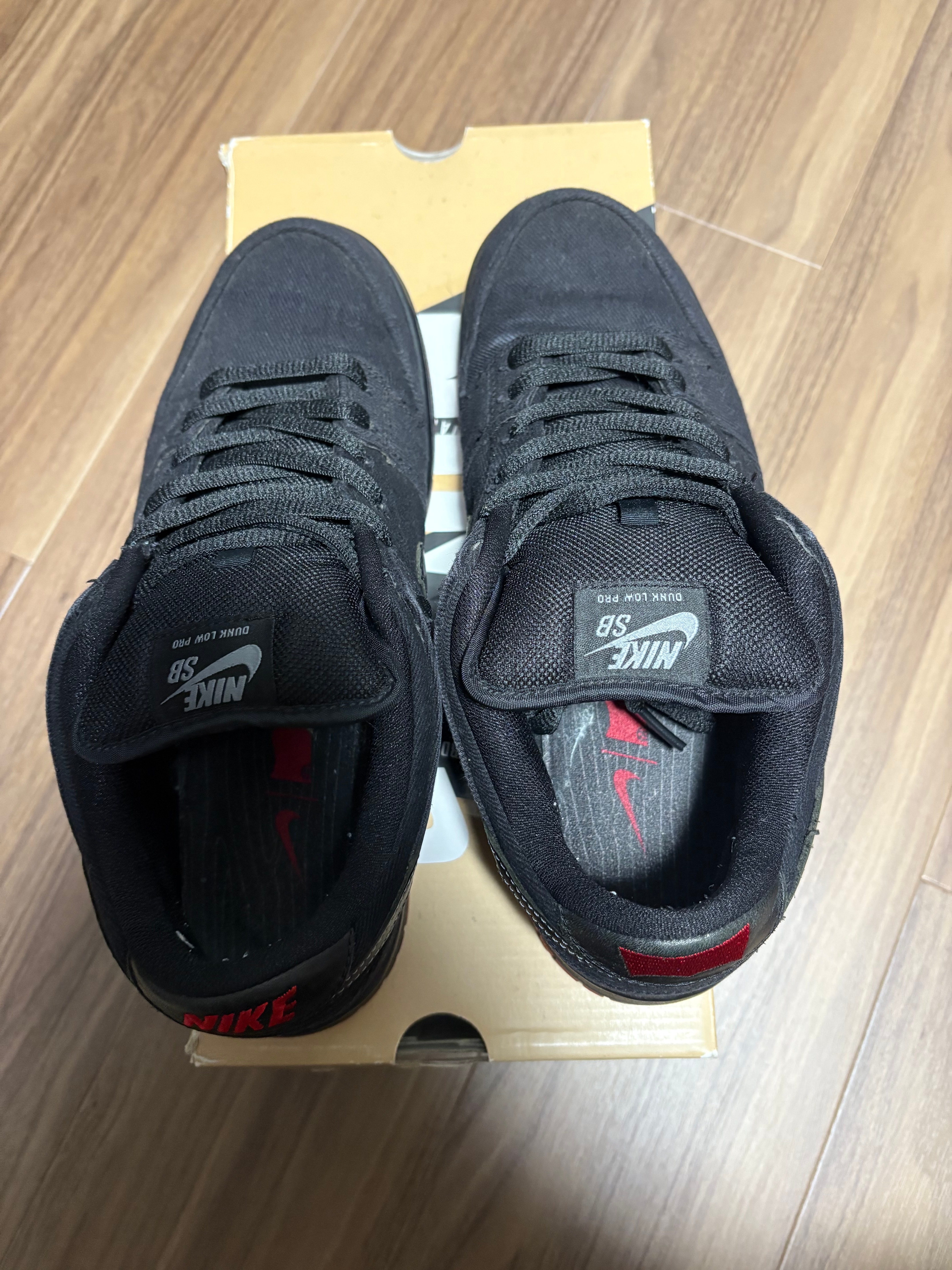 Levi's × Nike SB Dunk Low "Black Denim"