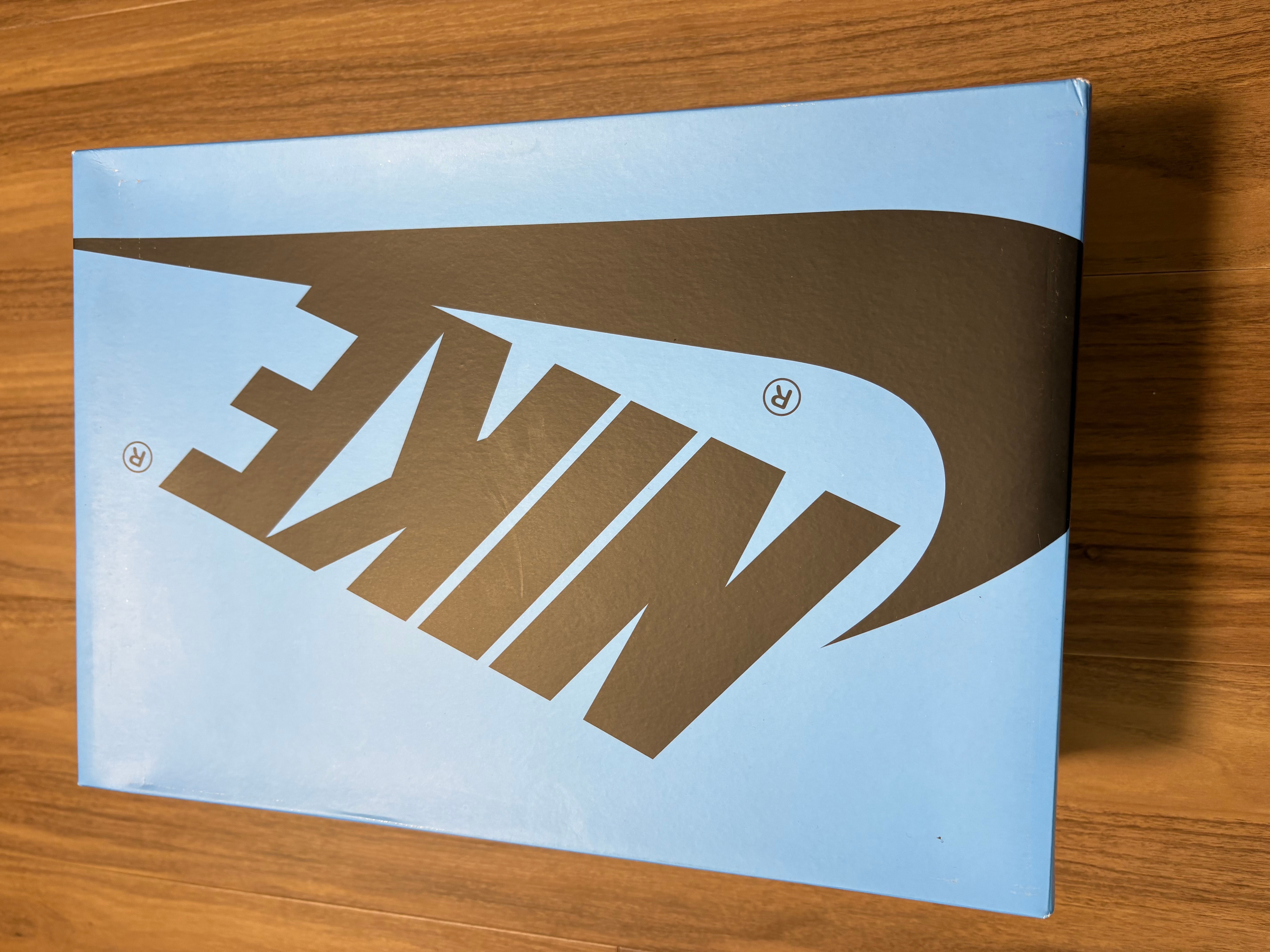 Nike Air Jordan 1 Retro High OG "University Blue/UNC Toe"