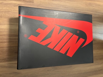 Nike Air Jordan 1 Retro High OG "Dark Marina Blue"