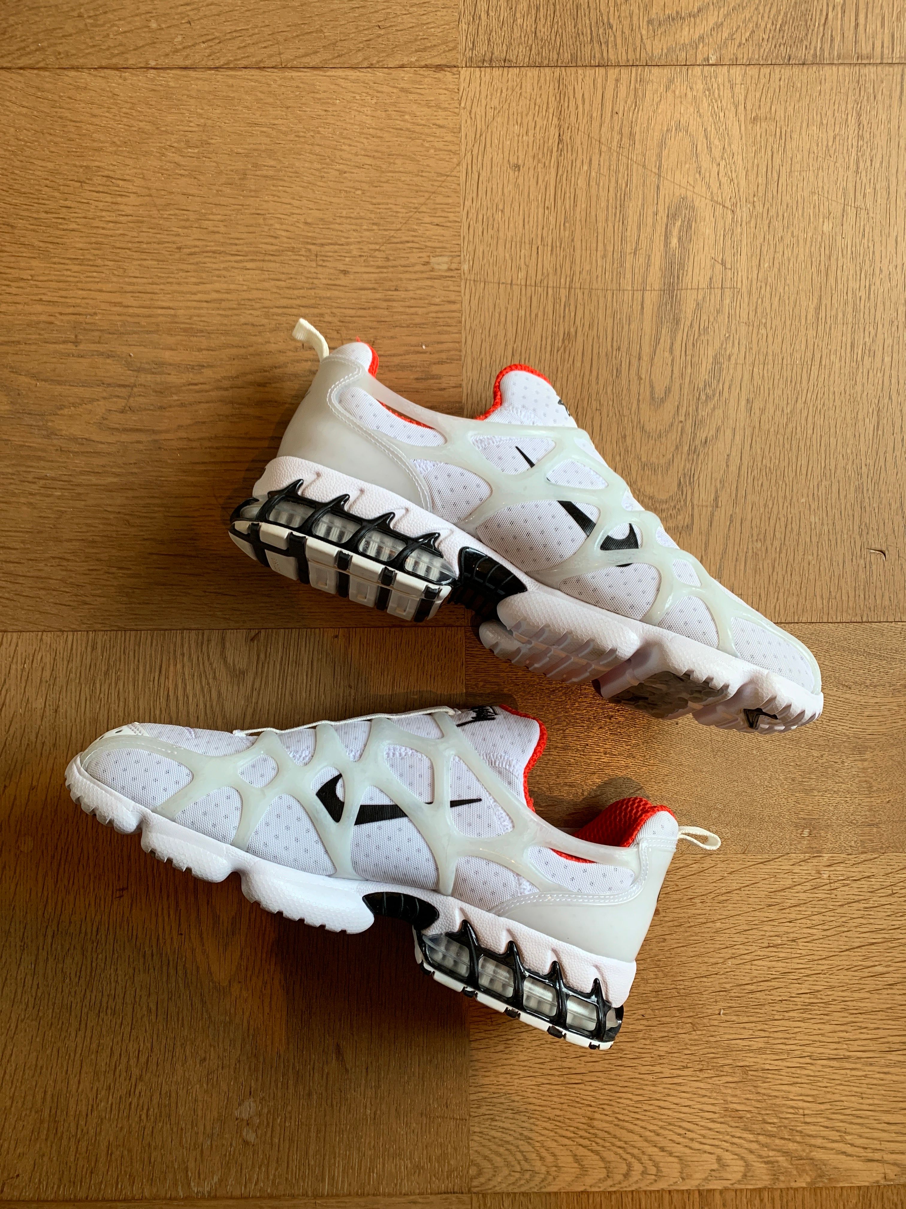 Stussy × Nike Air Zoom Kukini "White/Red"