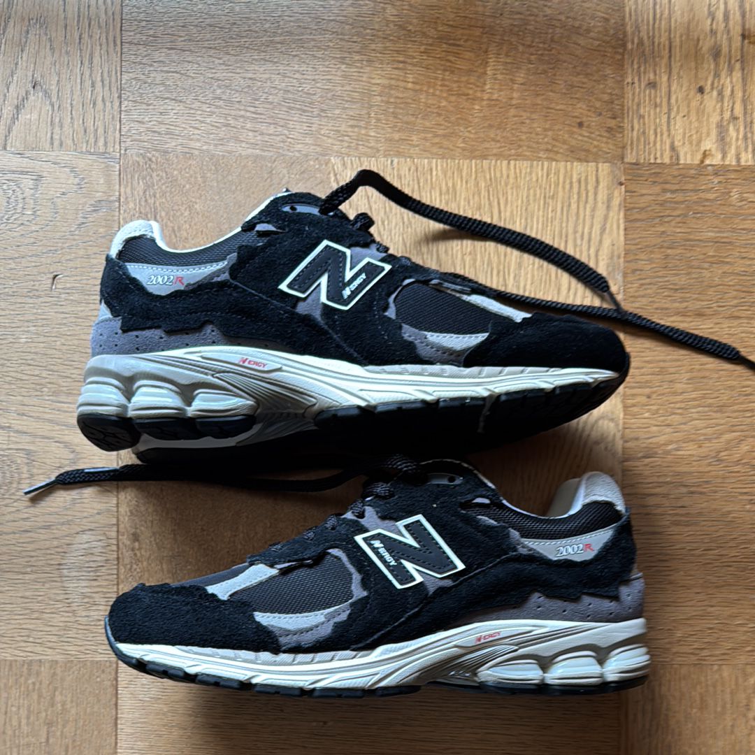 New Balance 2002R Protection Pack "Black"