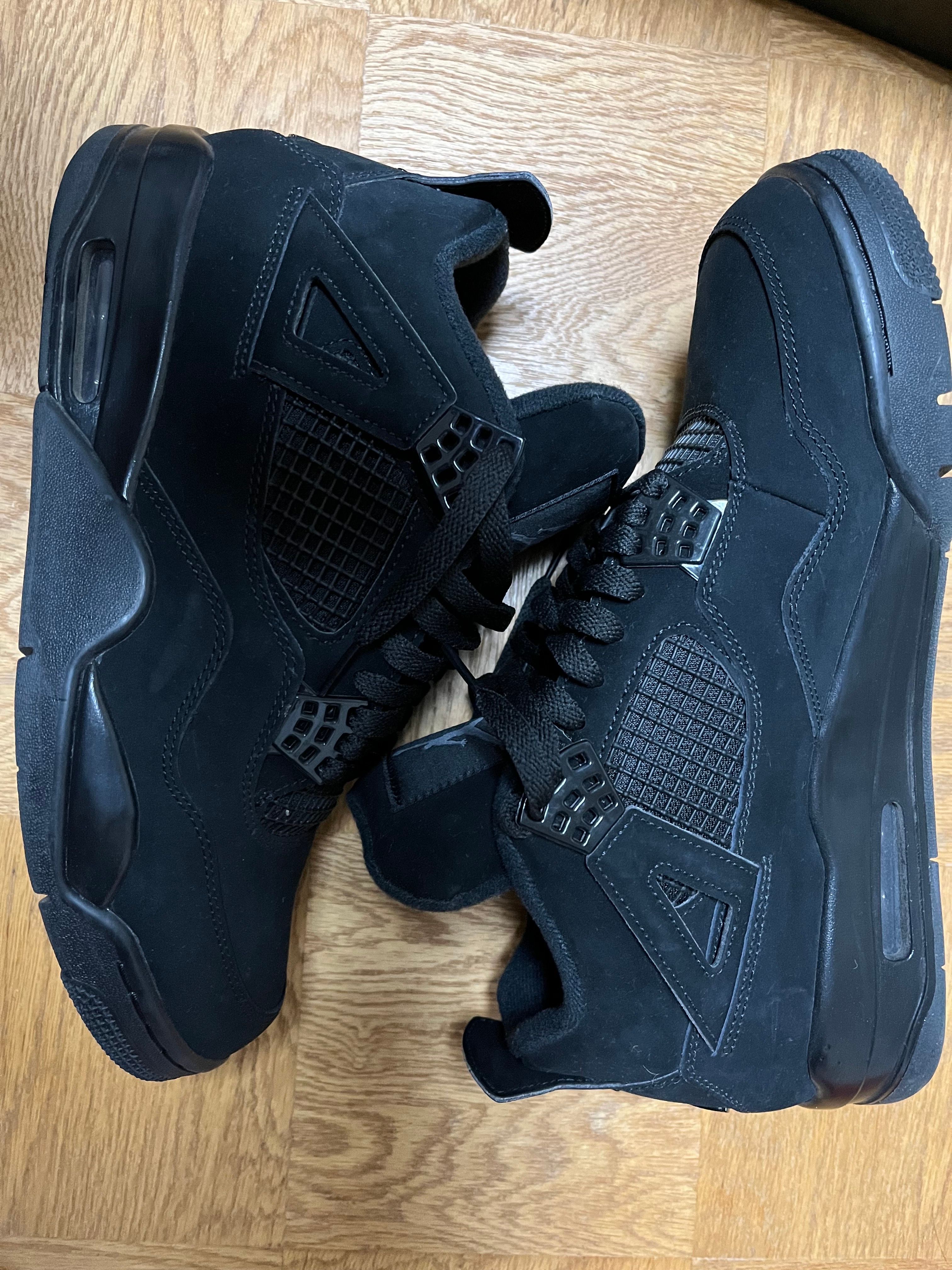 Nike Air Jordan 4 "Black Cat"