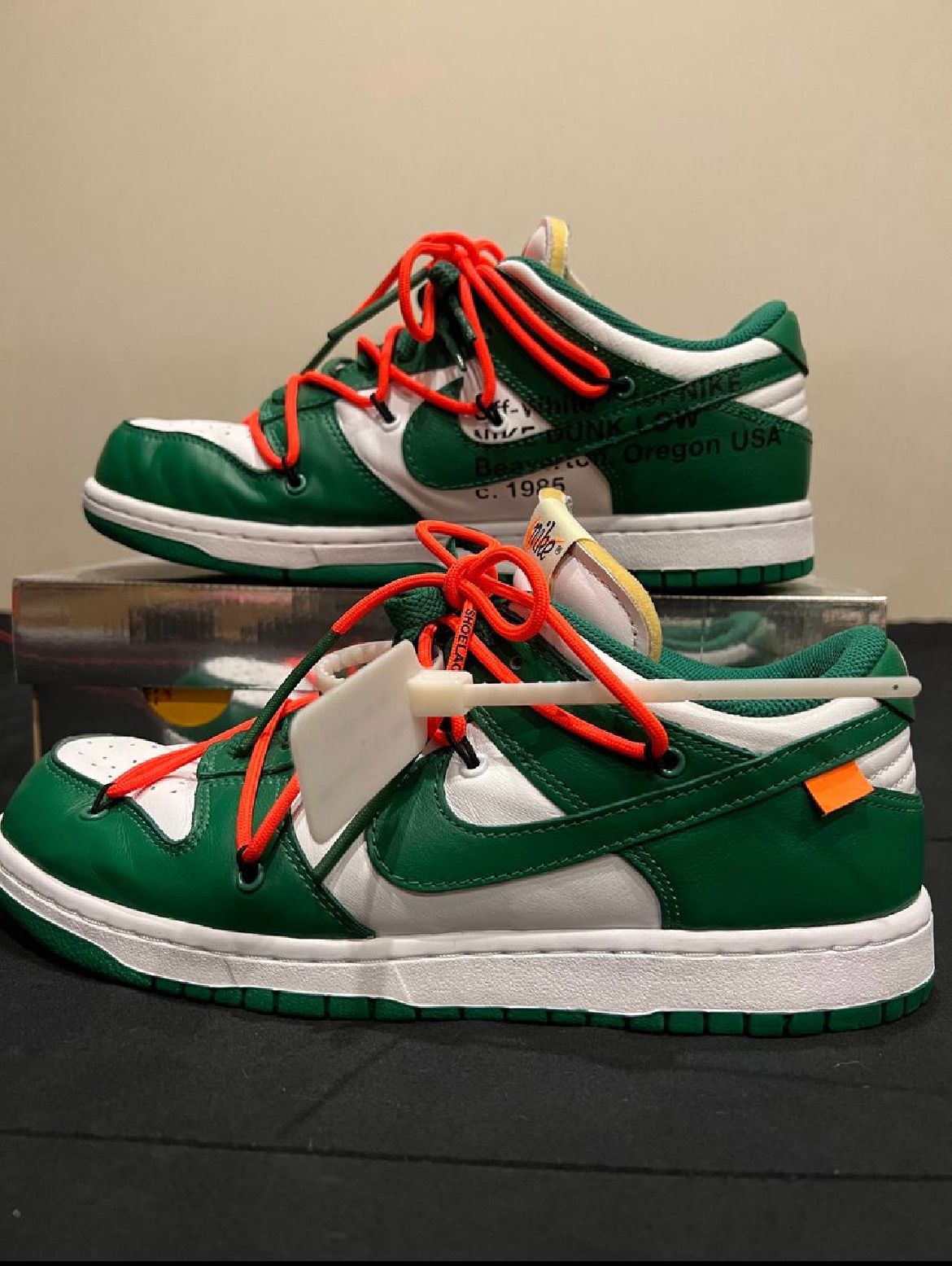 Off-White × Nike Dunk Low "White/Pine Green"