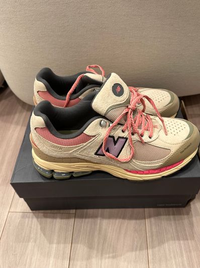 New Balance 2002R "Beige"