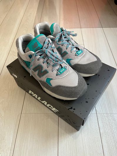 Palace × New Balance 580 "Gray"