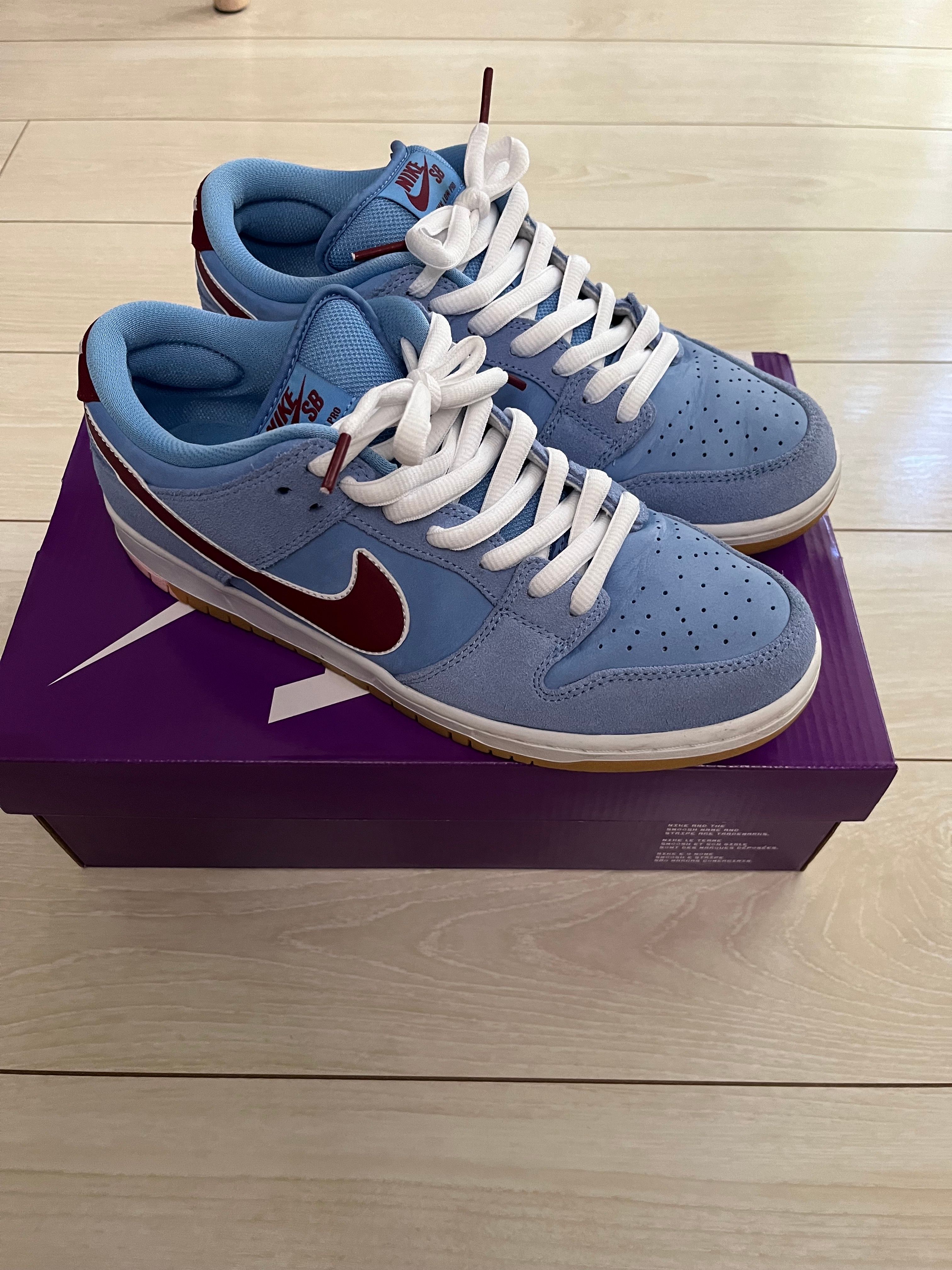 Nike SB Dunk Low Pro "Philadelphia Phillies/Valor Blue and Team Maroon"