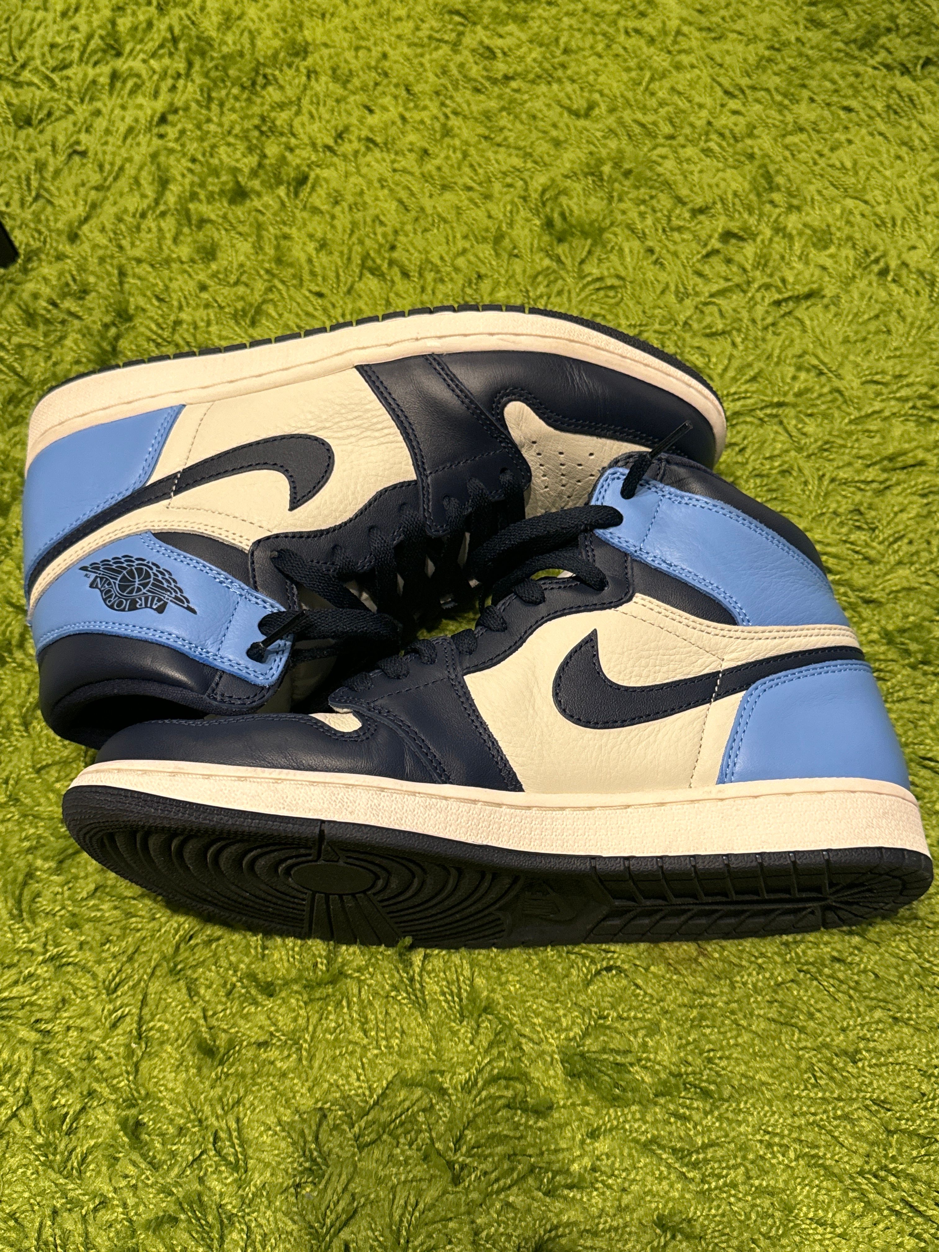 Nike Air Jordan 1 Retro High OG "Obsidian/University Blue"