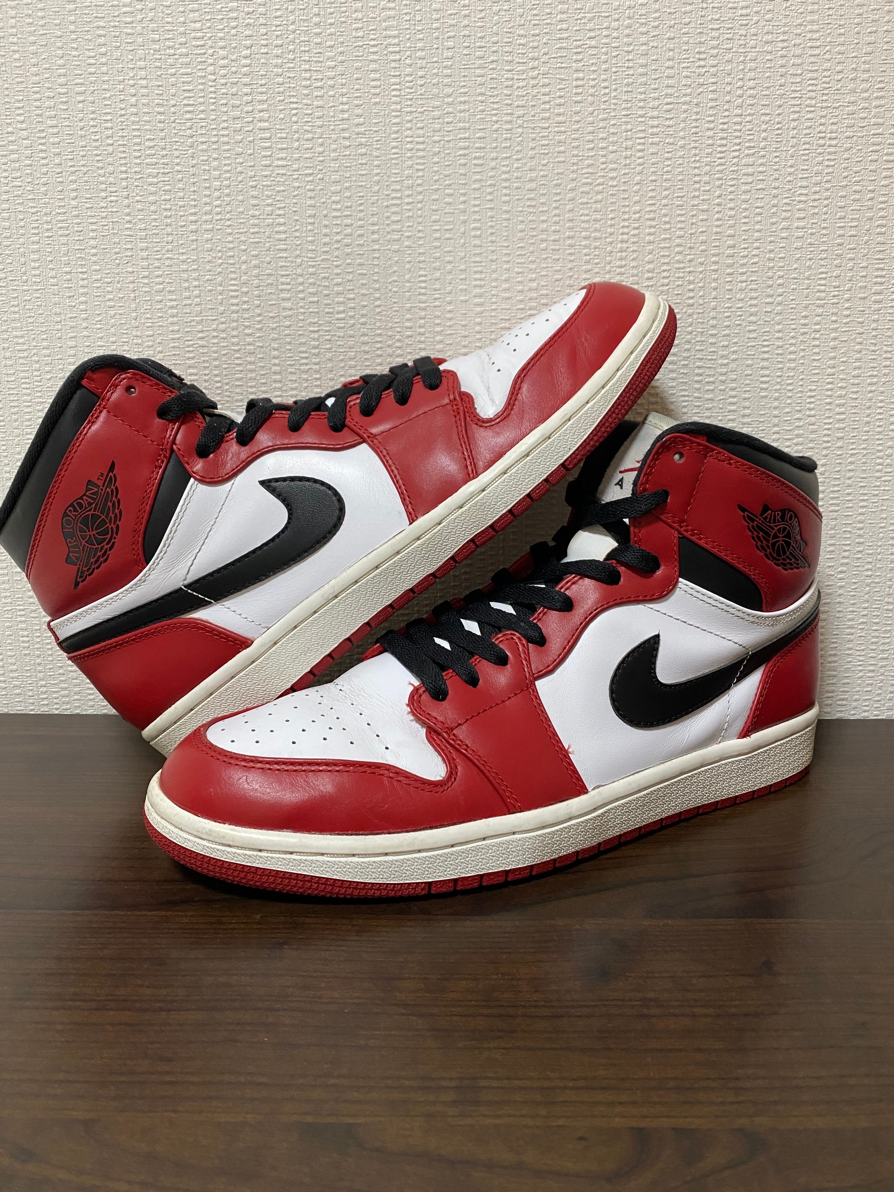 Nike Air Jordan 1 Retro High "Chicago" (2013)