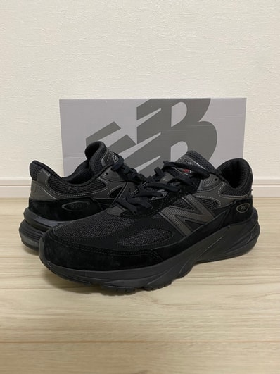 New Balance 990V6 "Triple Black"